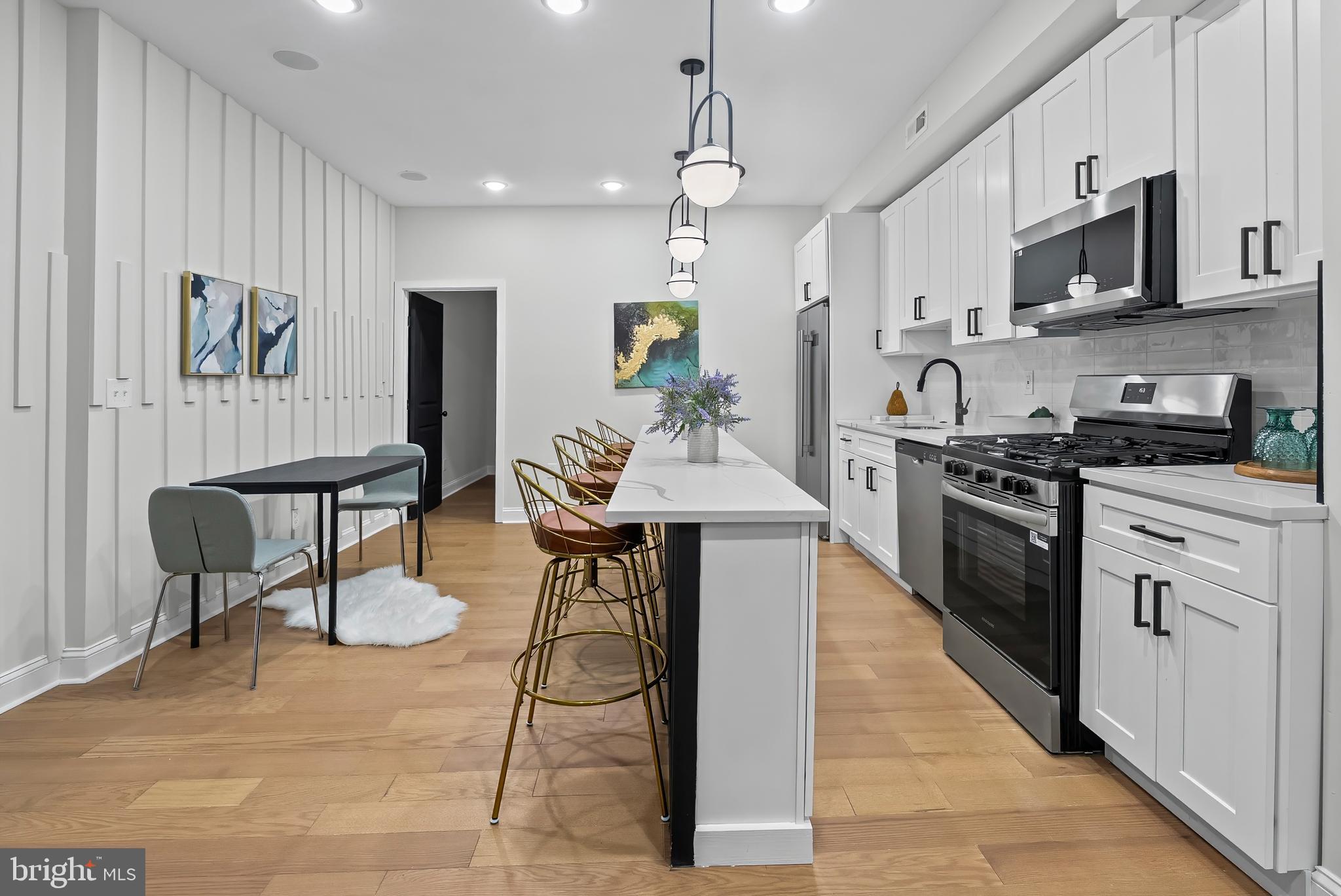 WEST ARLINGTON - Residential