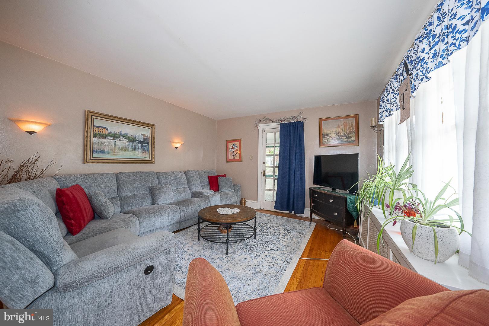 NARBERTH - Residential