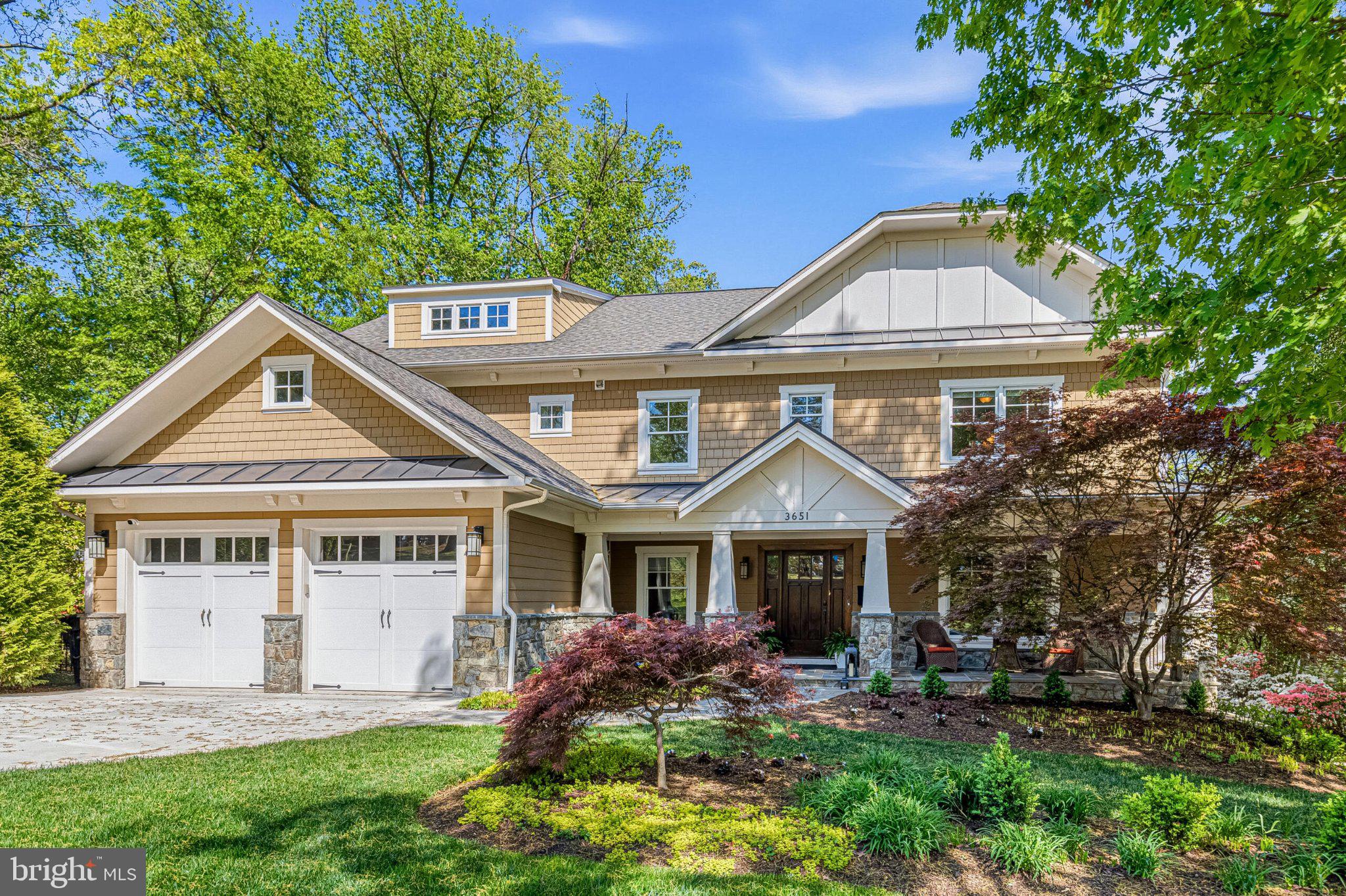 WILLIAMSBURG VILLAGE - Residential