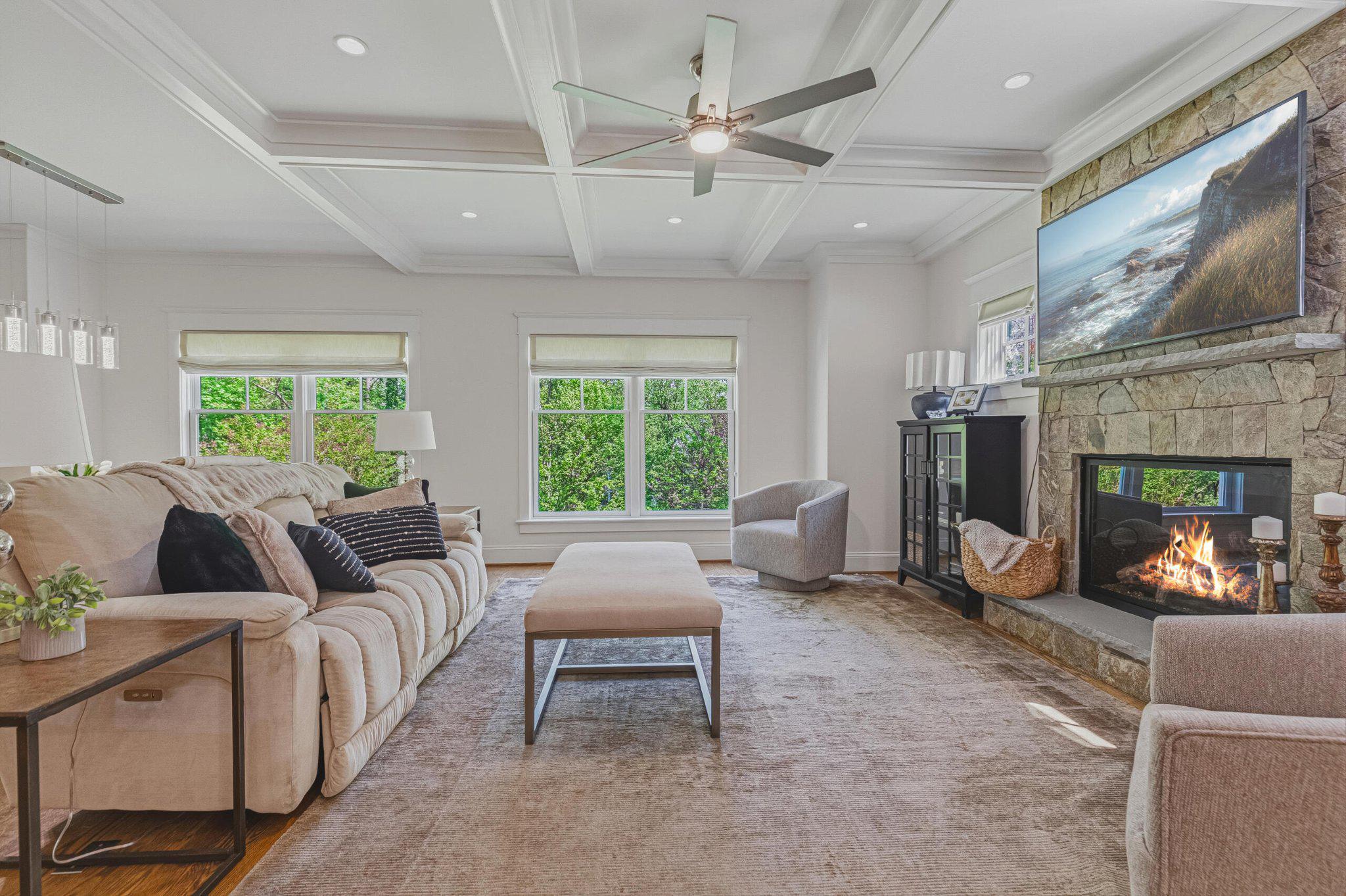 WILLIAMSBURG VILLAGE - Residential