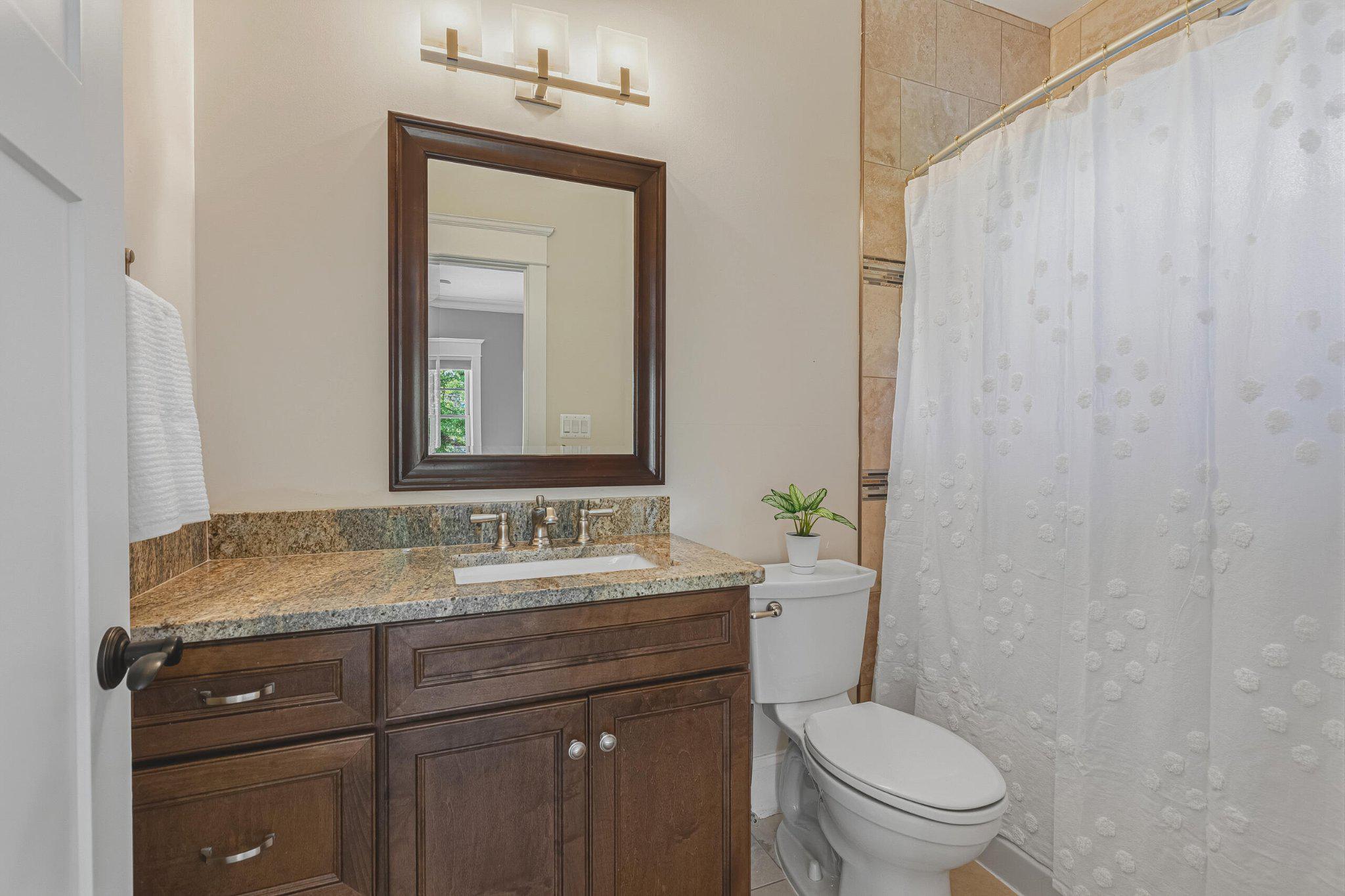 WILLIAMSBURG VILLAGE - Residential