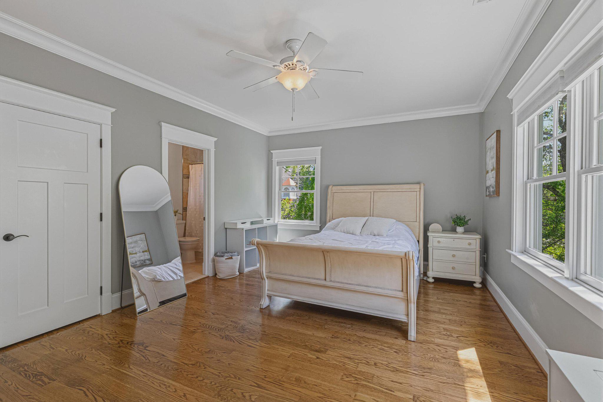 WILLIAMSBURG VILLAGE - Residential