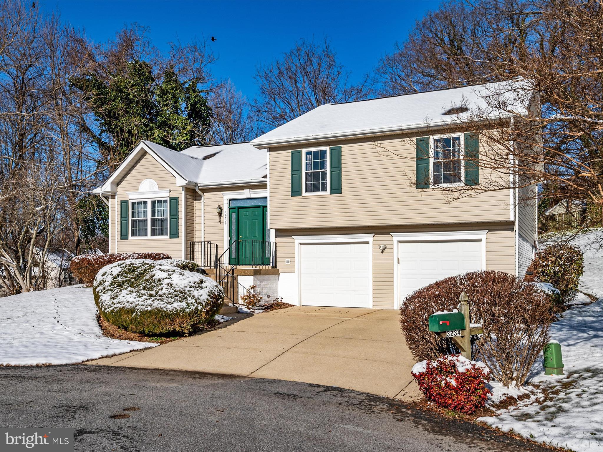 BAYVIEW HILLS - Residential