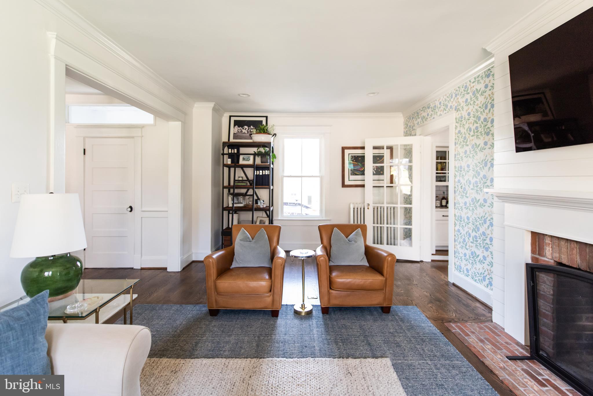 ROSEMONT - Residential