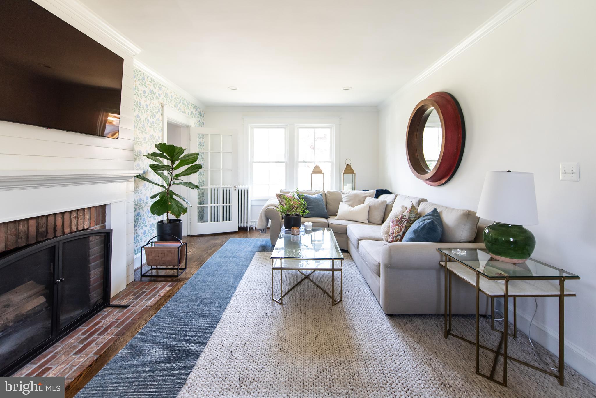 ROSEMONT - Residential