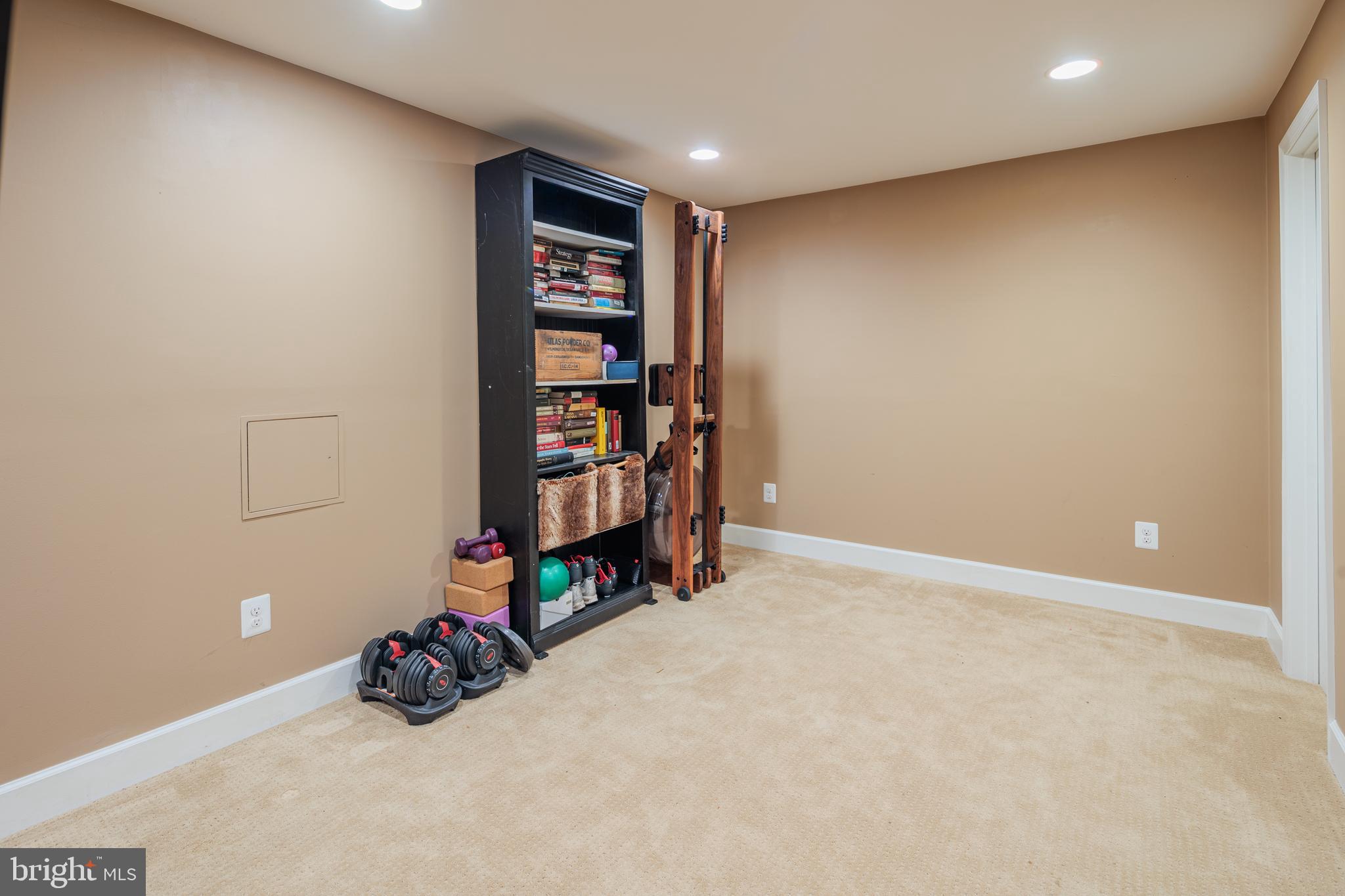 SYCAMORE ACRES - Residential