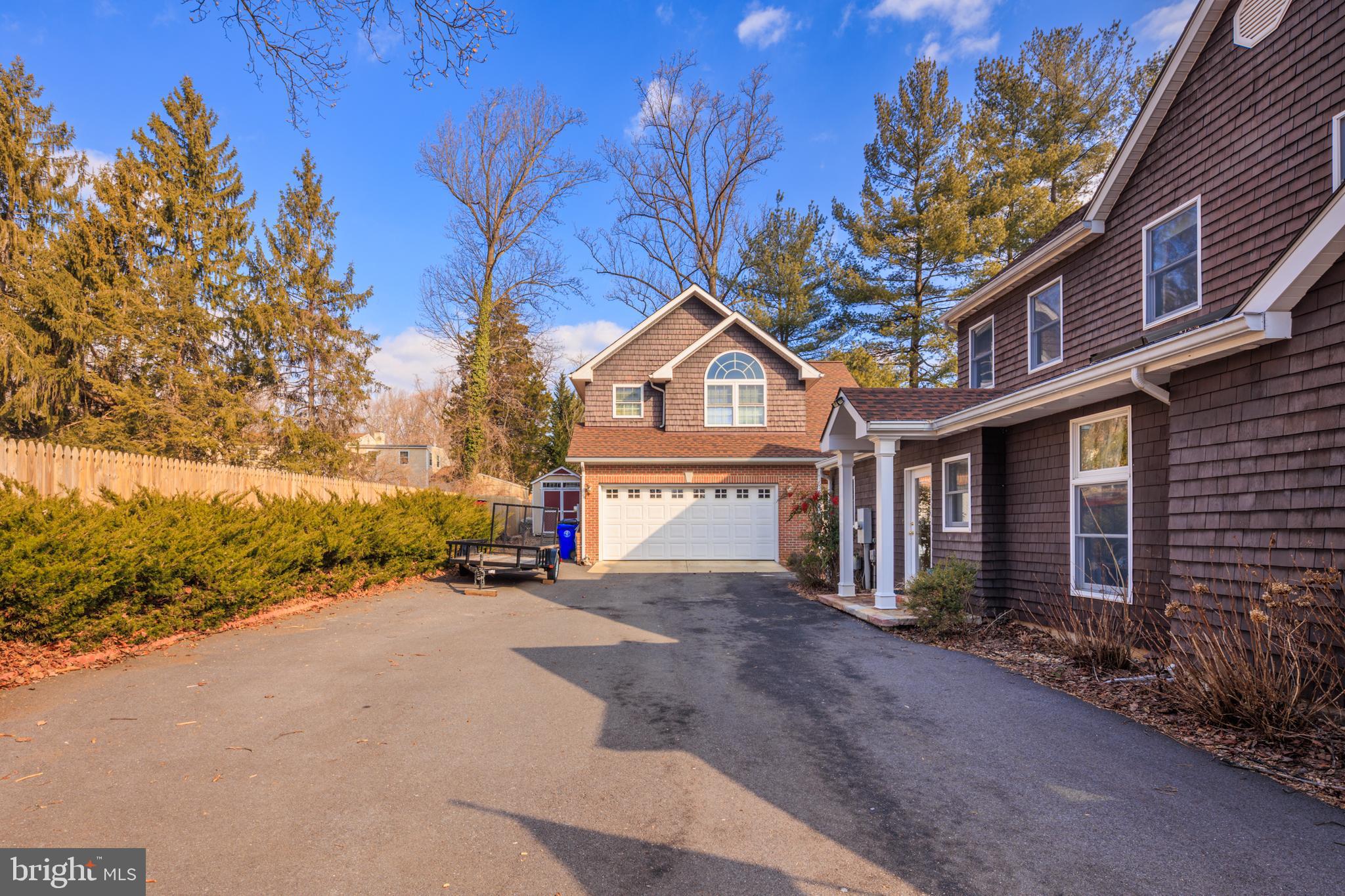 SYCAMORE ACRES - Residential