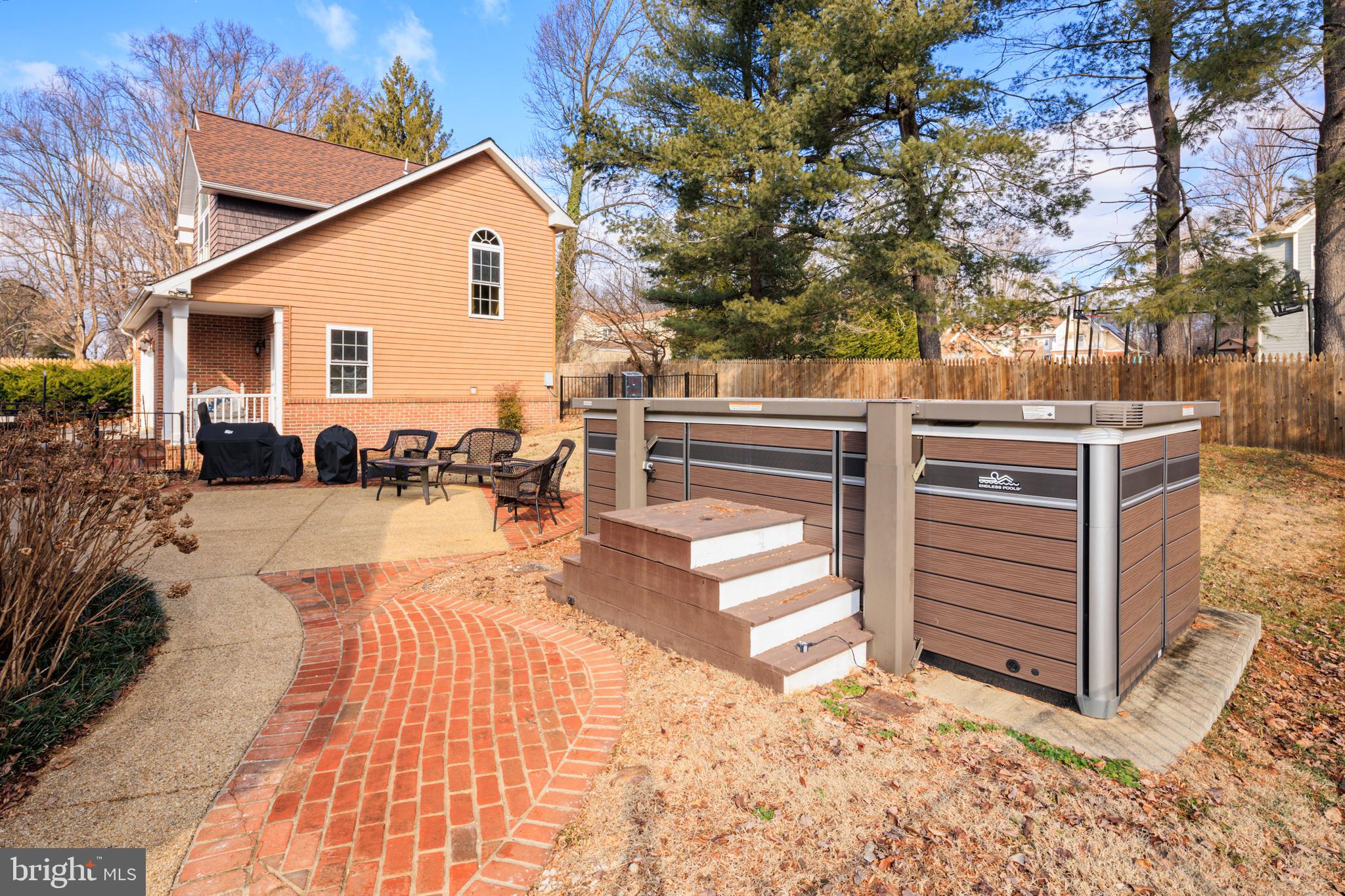 SYCAMORE ACRES - Residential