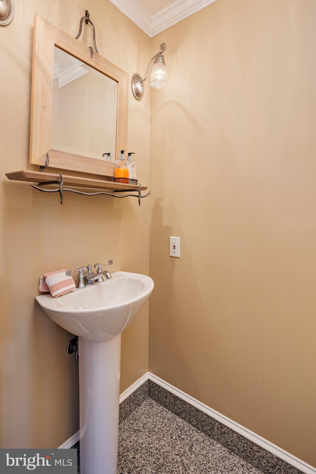 SYCAMORE ACRES - Residential