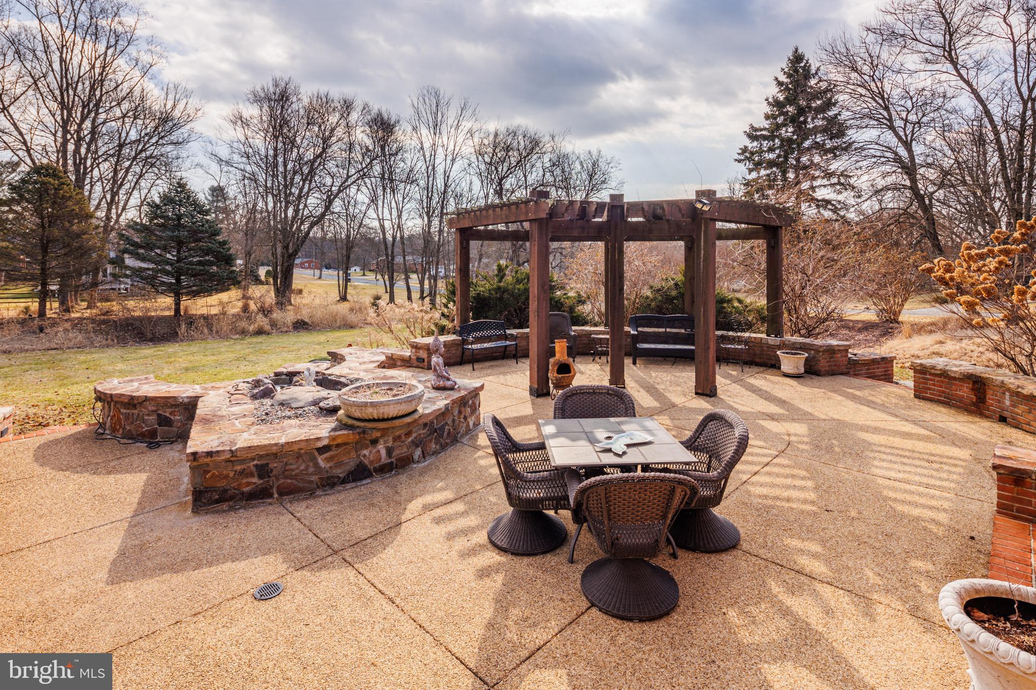SYCAMORE ACRES - Residential