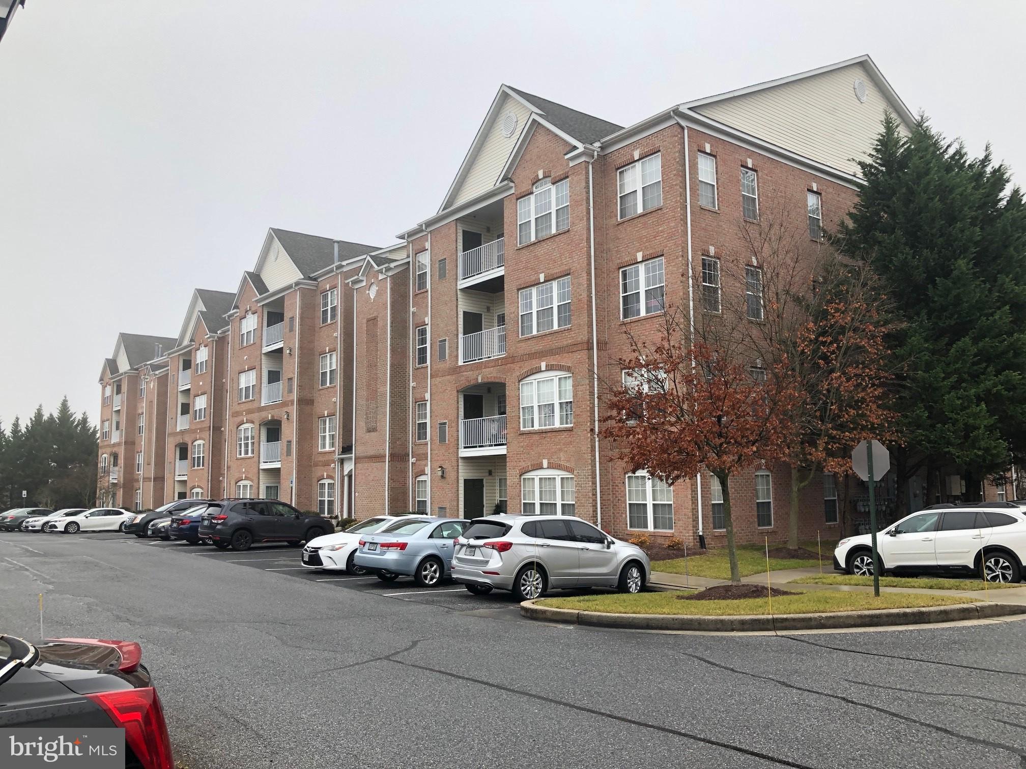 WINDSOR AT PERRY HALL FARMS - Residential