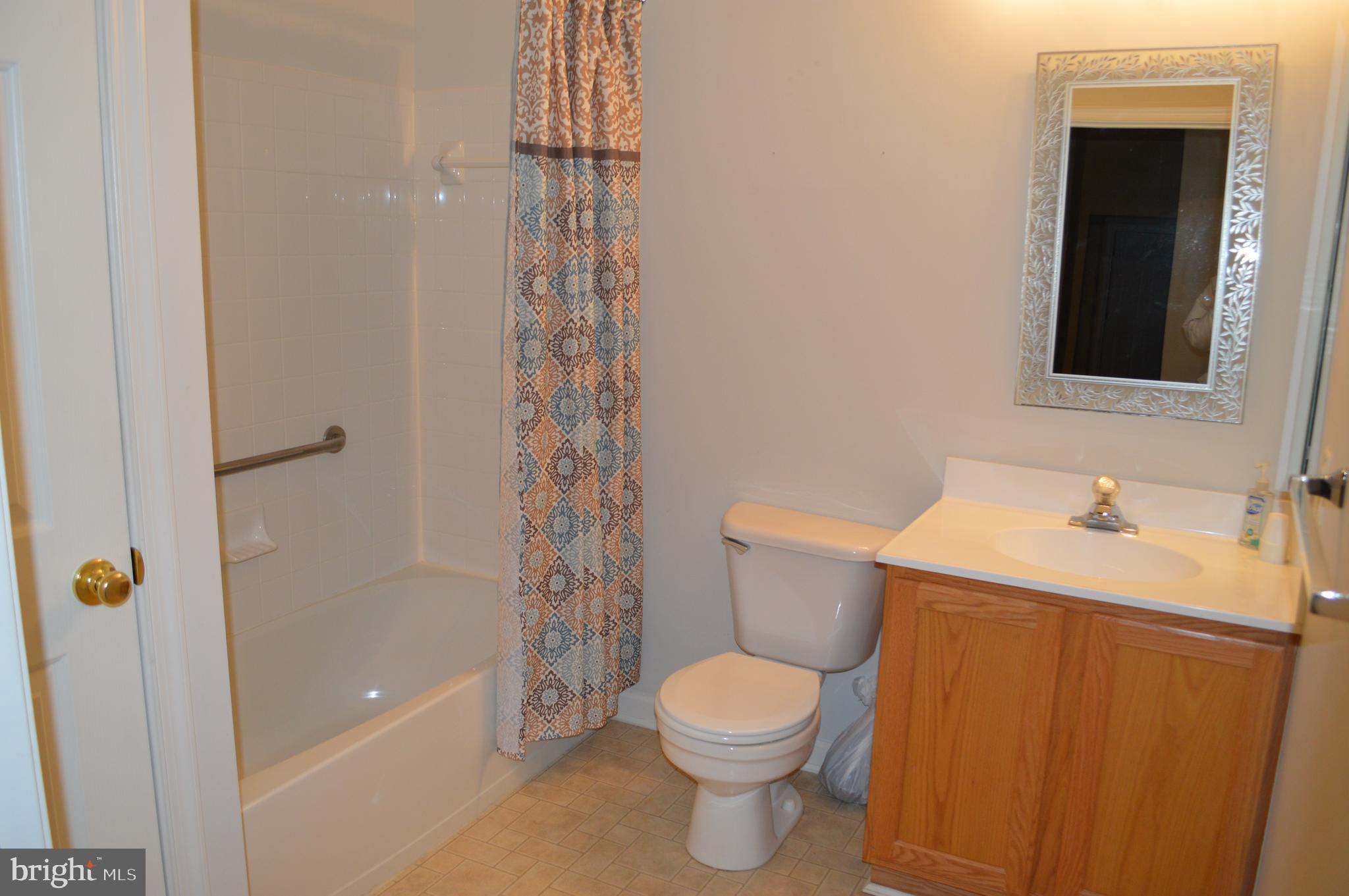 WINDSOR AT PERRY HALL FARMS - Residential