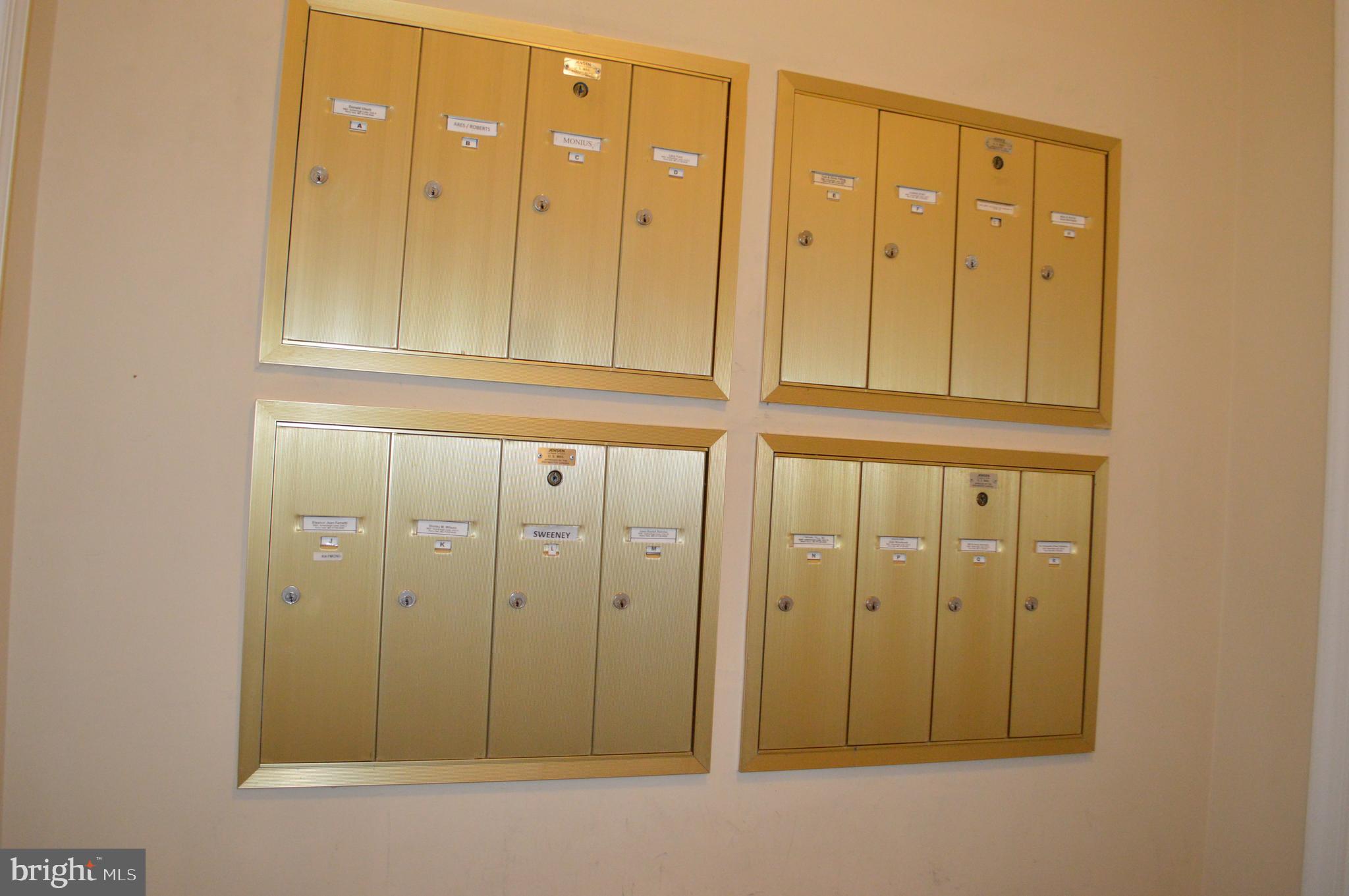 WINDSOR AT PERRY HALL FARMS - Residential