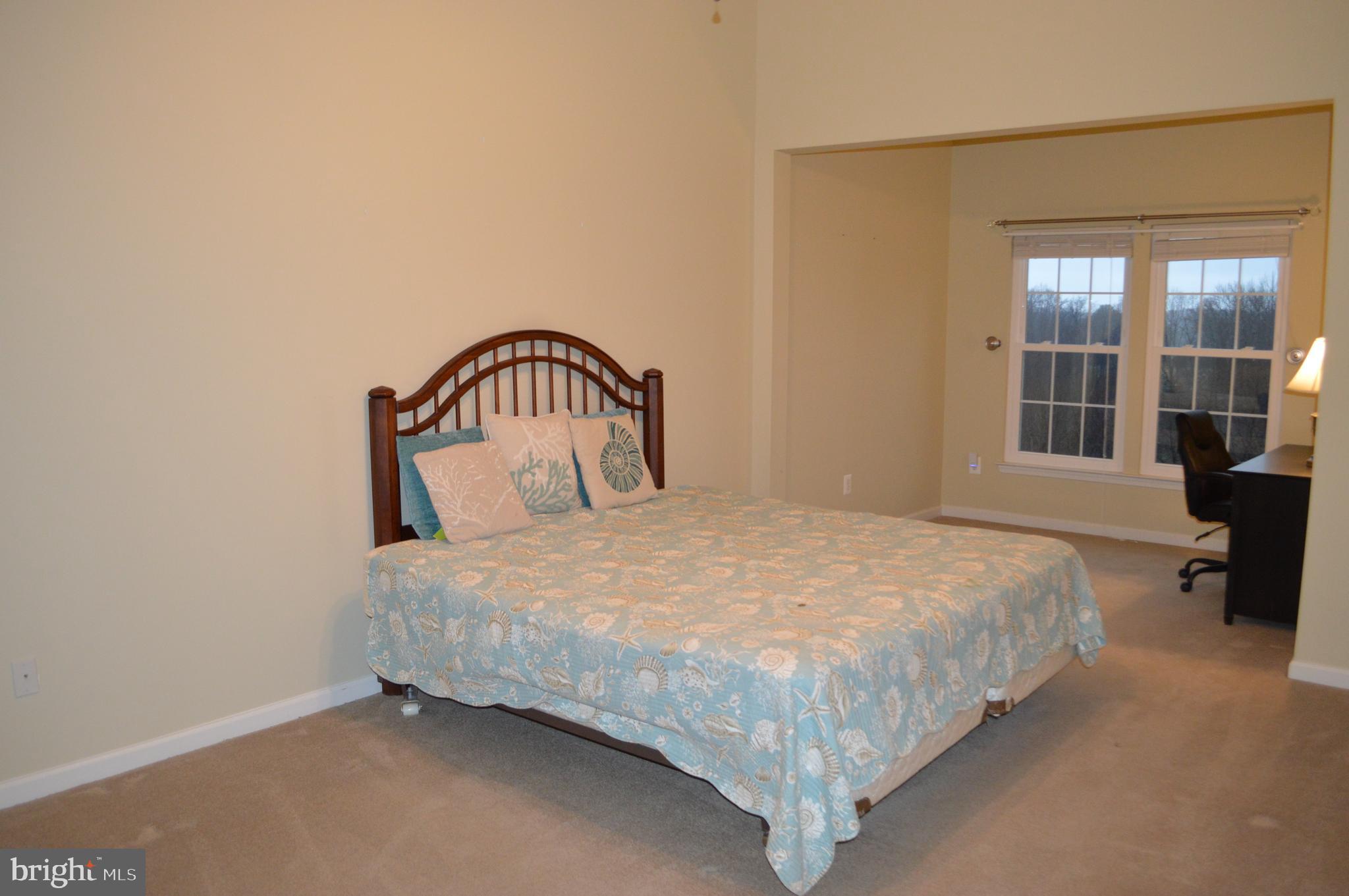 WINDSOR AT PERRY HALL FARMS - Residential