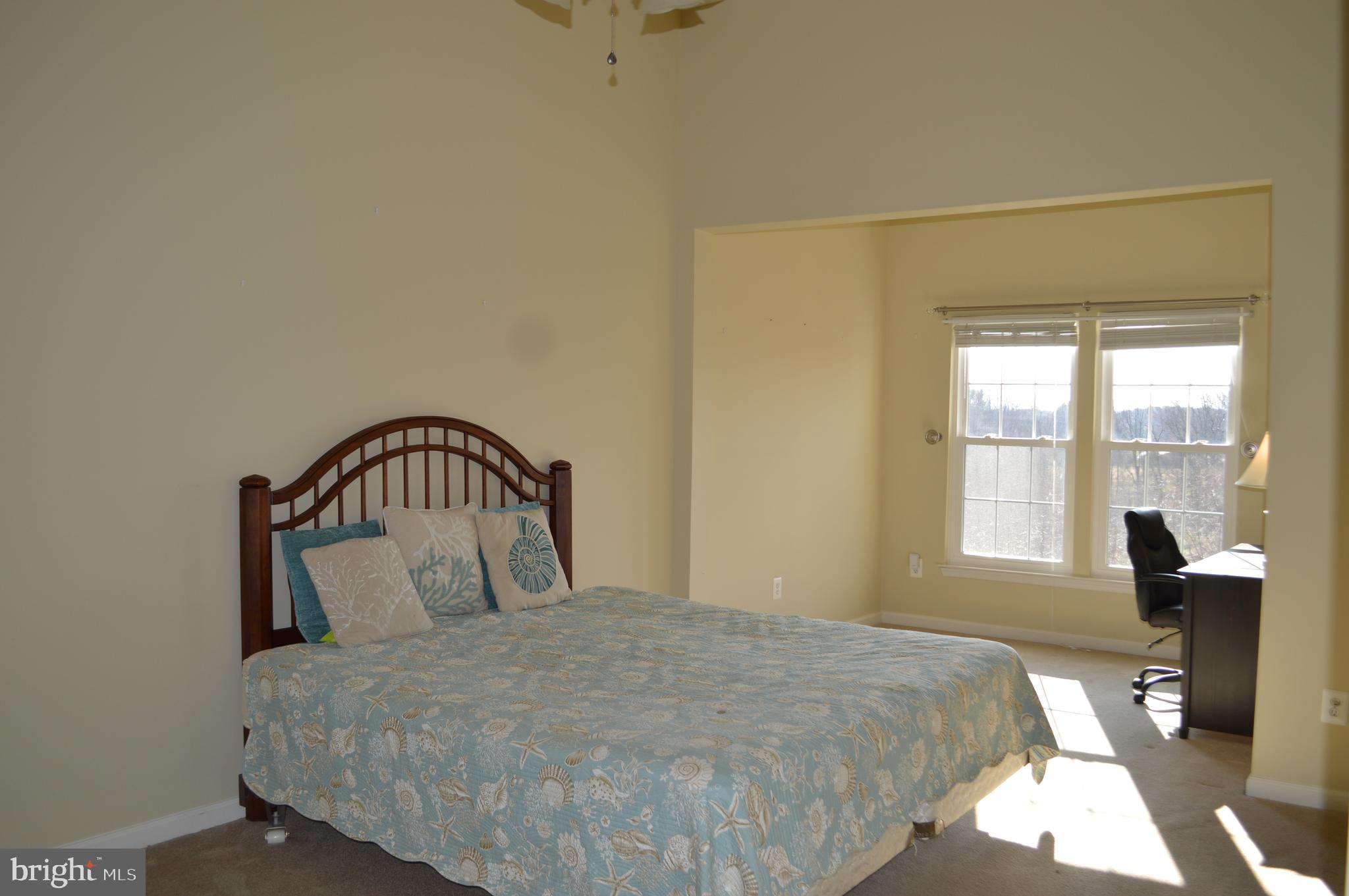 WINDSOR AT PERRY HALL FARMS - Residential