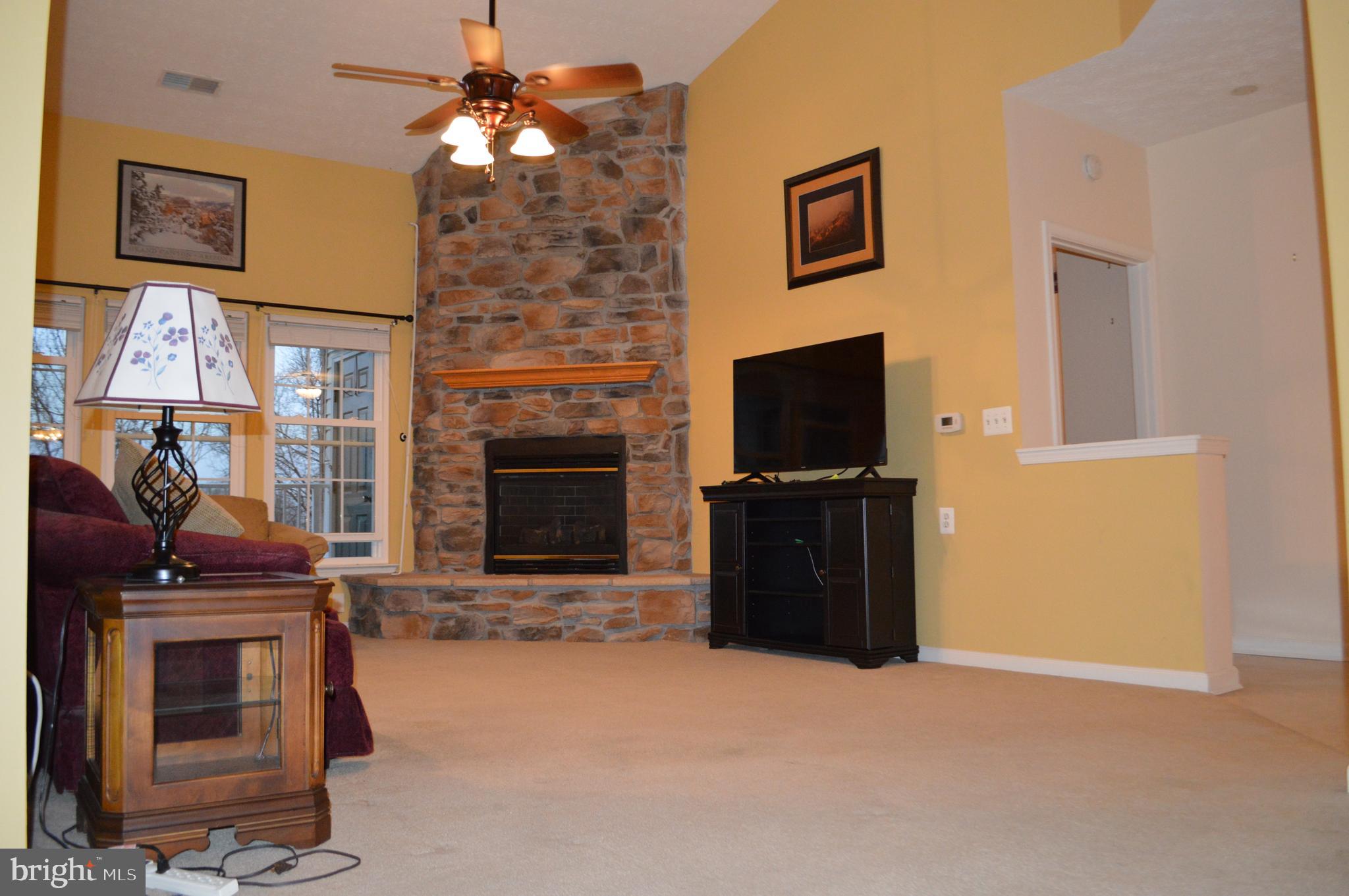 WINDSOR AT PERRY HALL FARMS - Residential