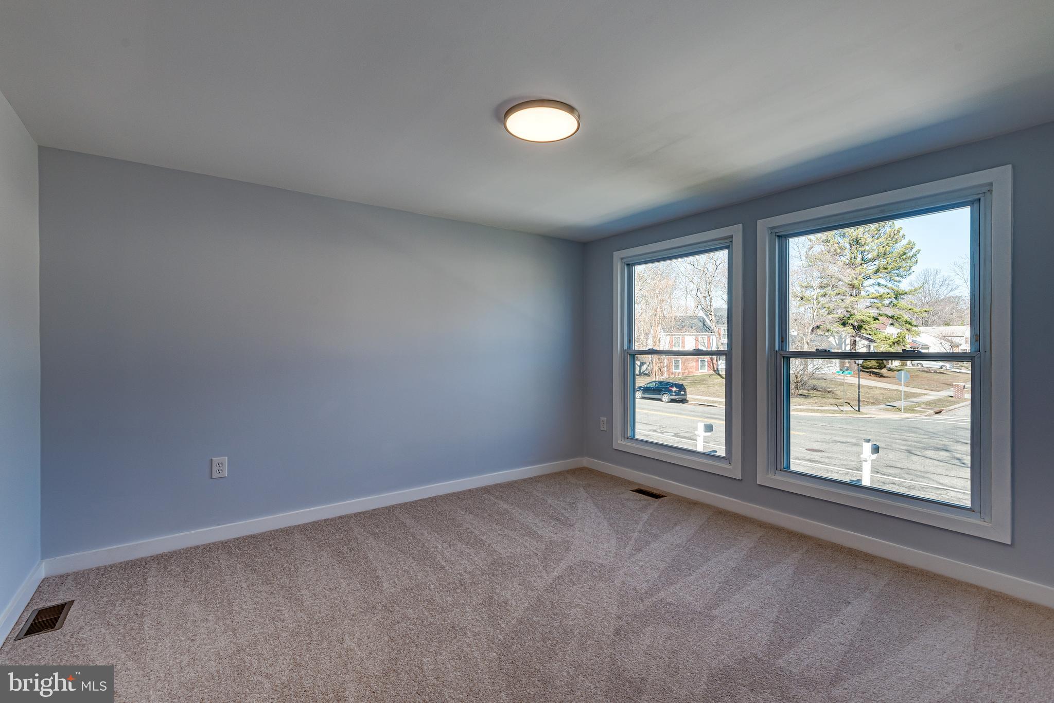 TANTALLON ON THE POTOMAC - Residential