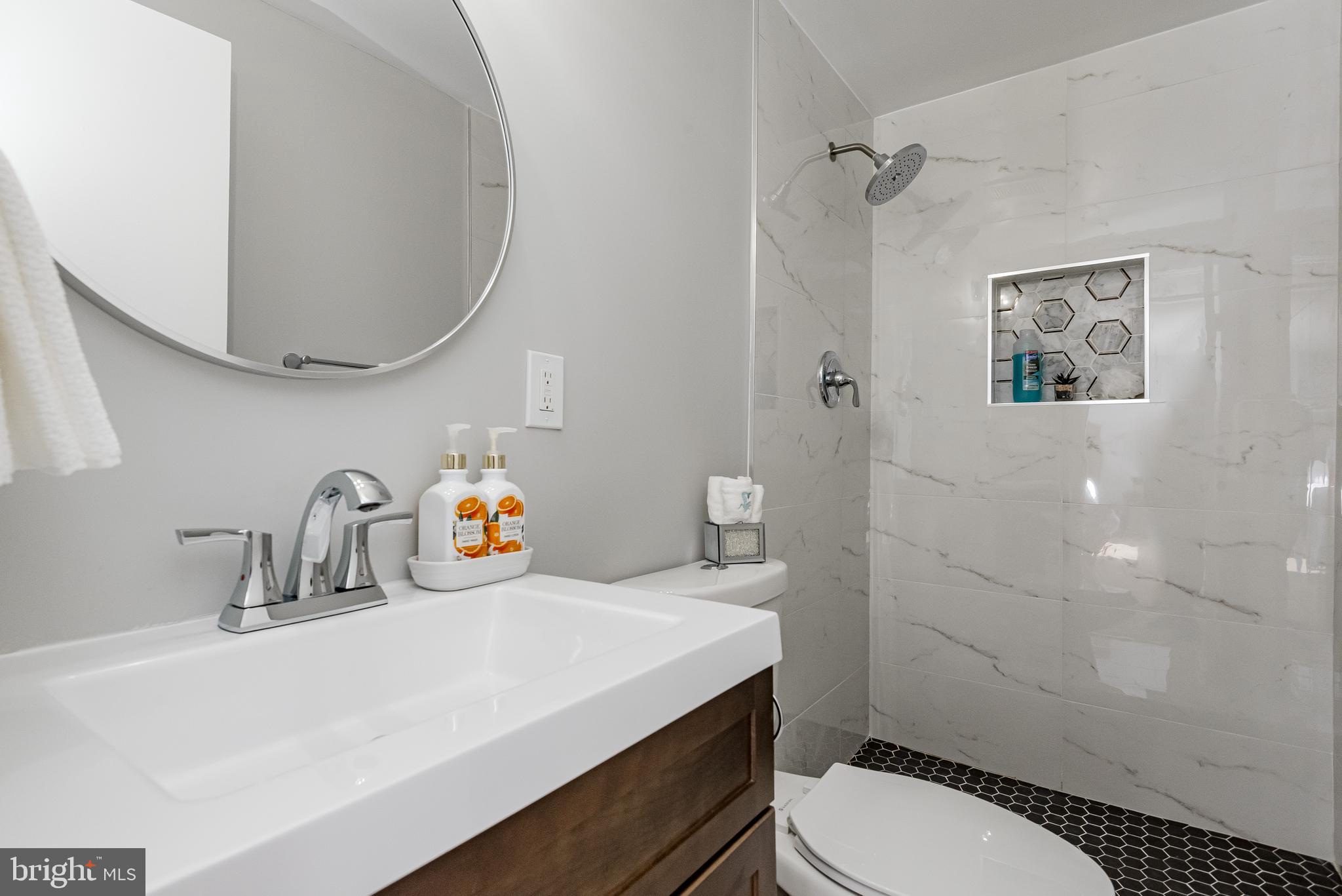 TANTALLON ON THE POTOMAC - Residential