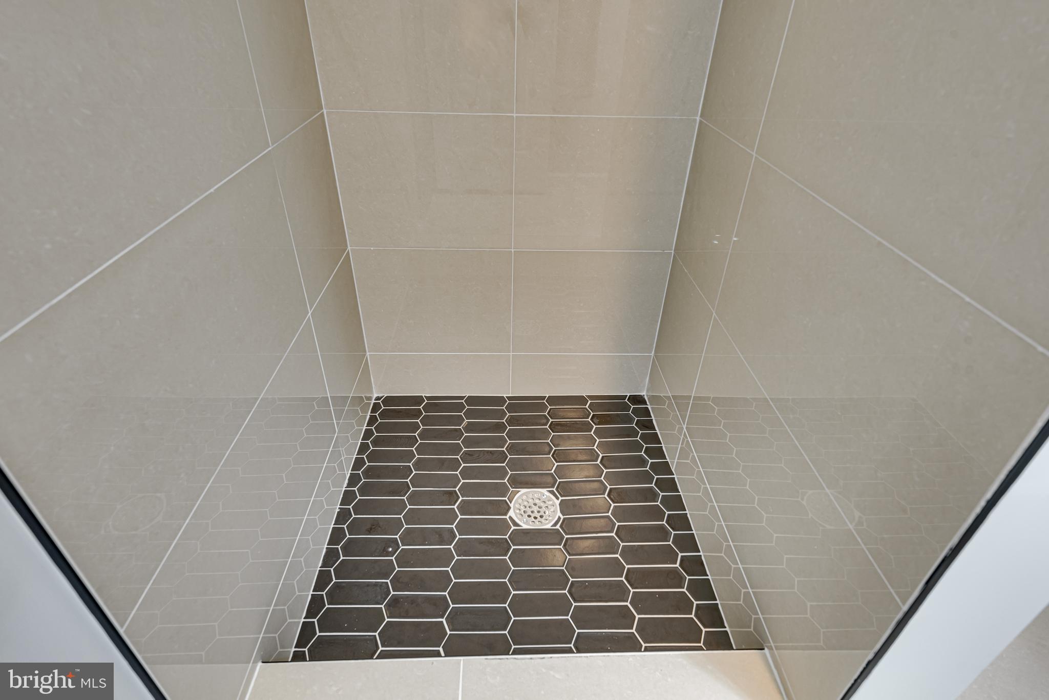 TANTALLON ON THE POTOMAC - Residential