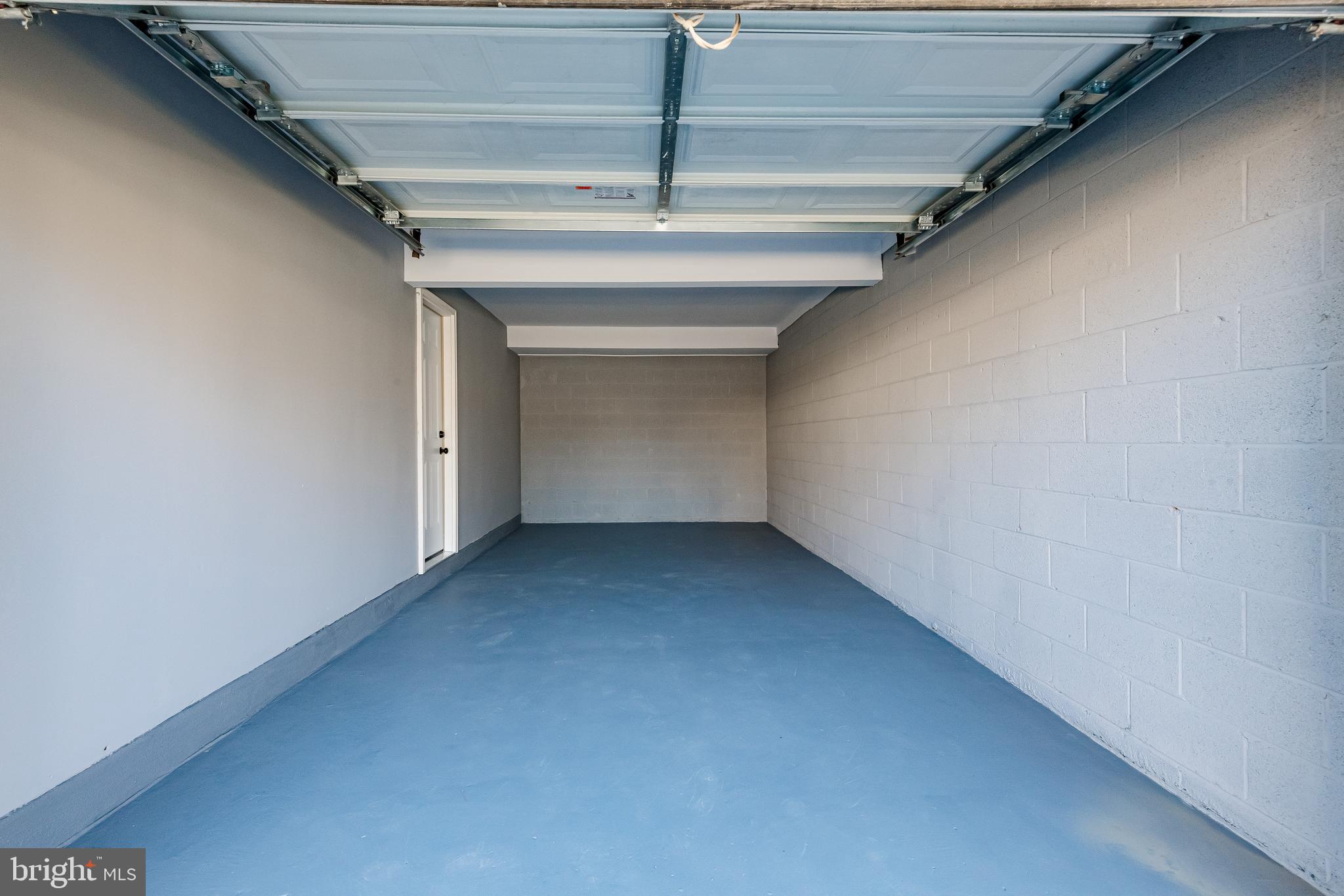 TANTALLON ON THE POTOMAC - Residential