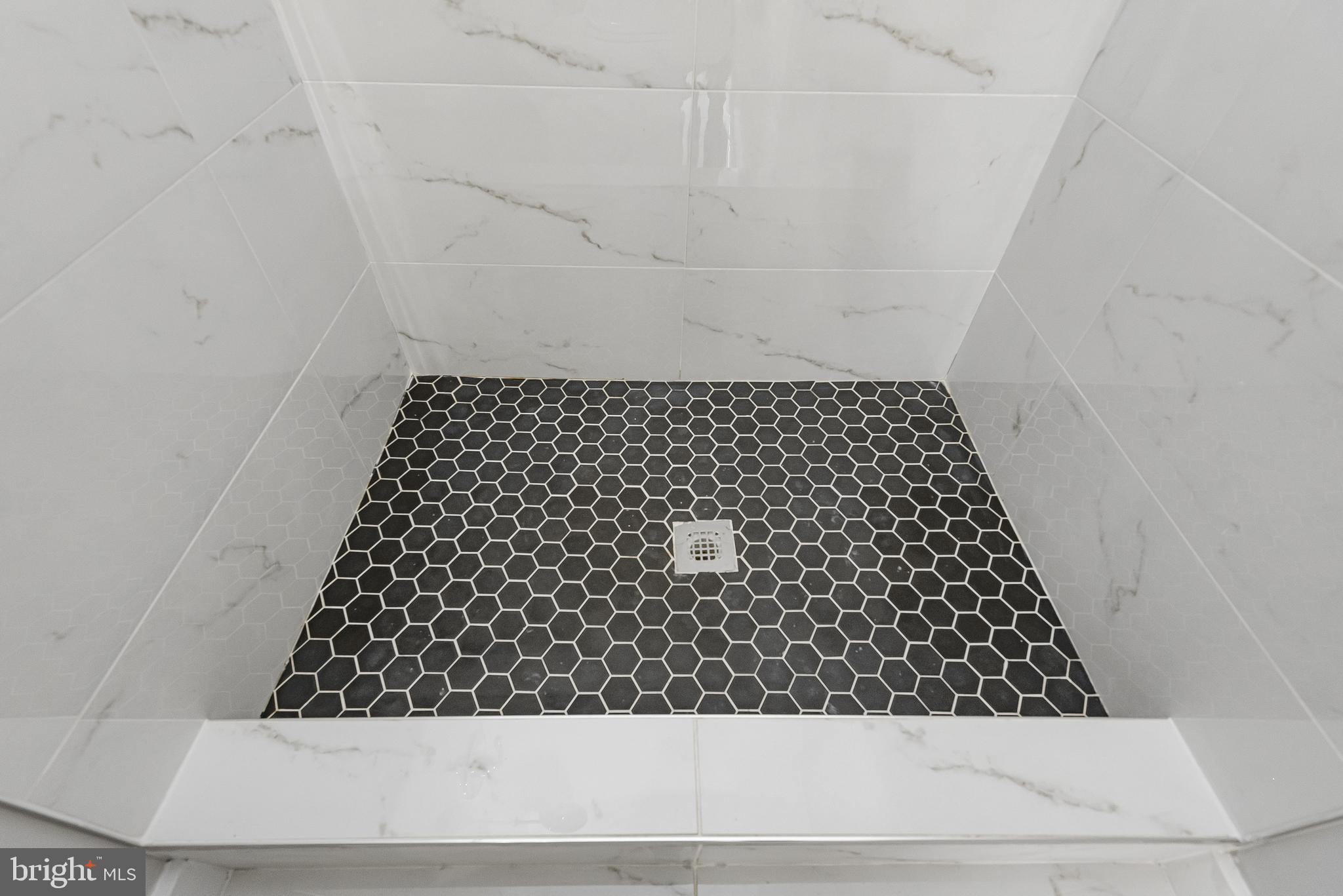 TANTALLON ON THE POTOMAC - Residential