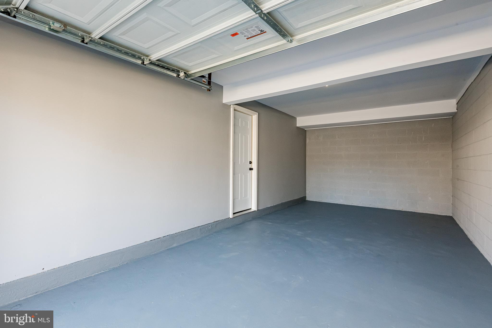 TANTALLON ON THE POTOMAC - Residential