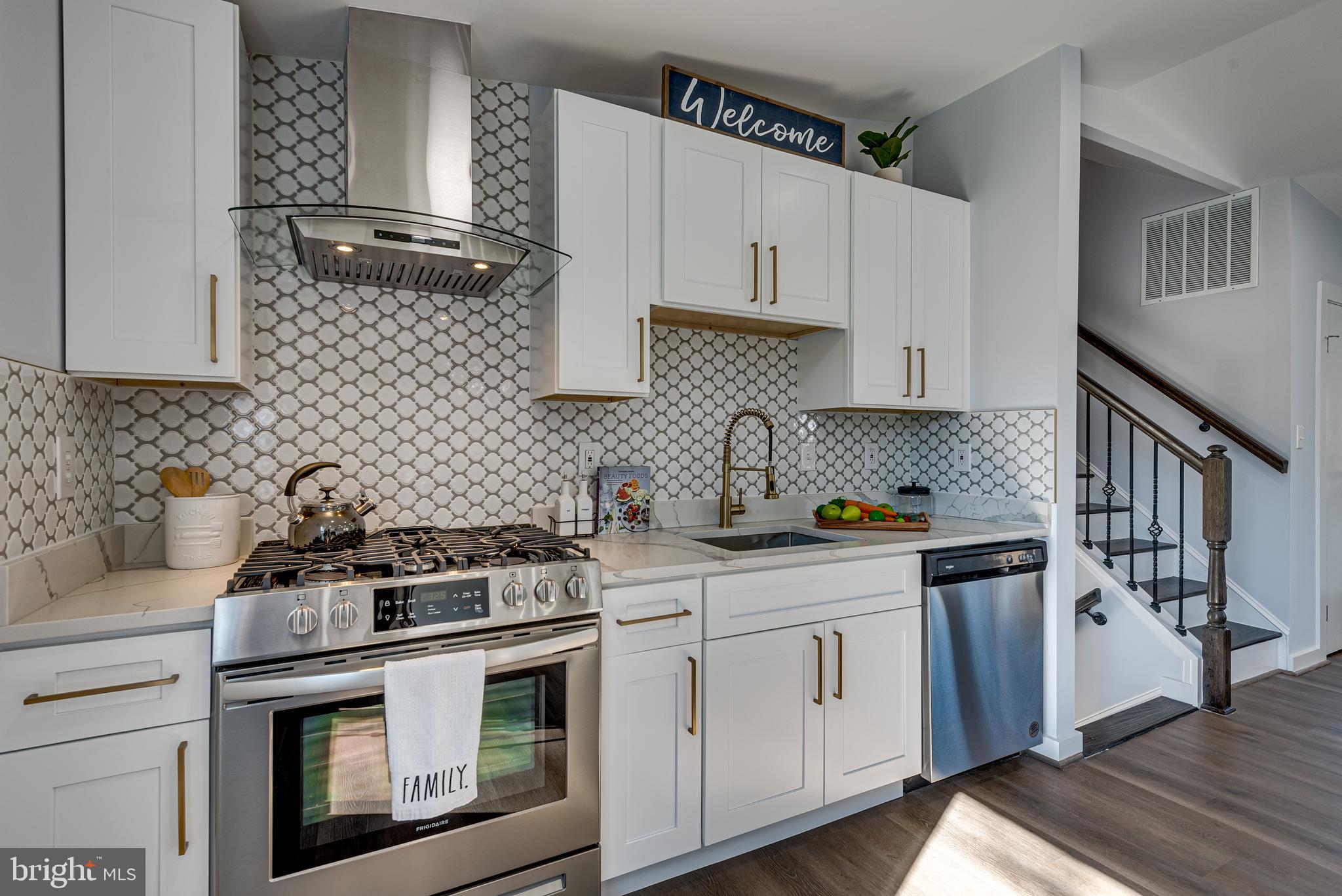 TANTALLON ON THE POTOMAC - Residential