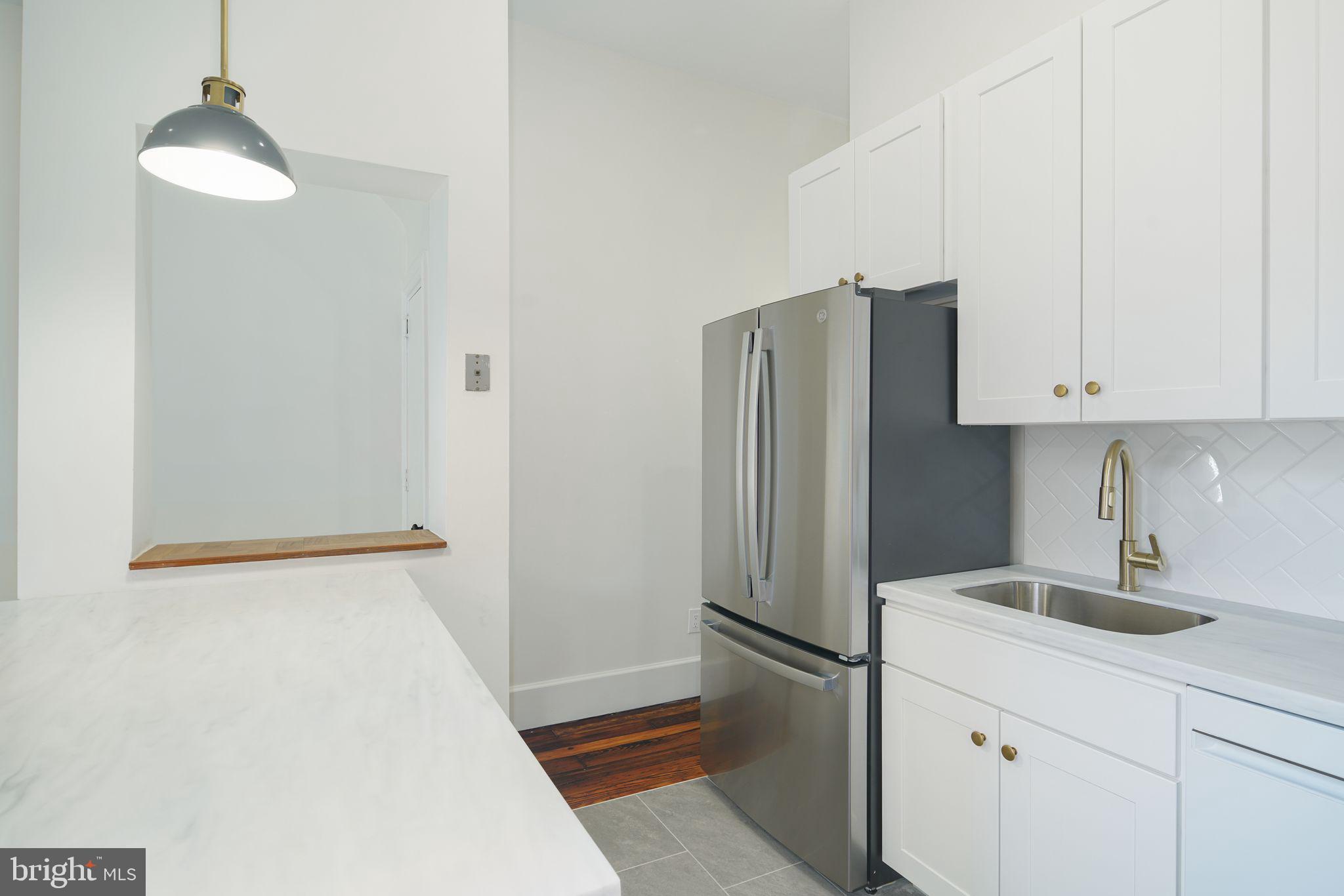 FAIRMOUNT - Residential Lease