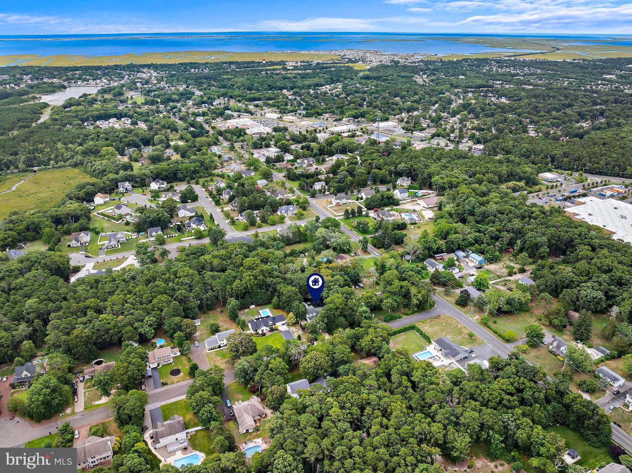 4 PINE OAK DRIVE