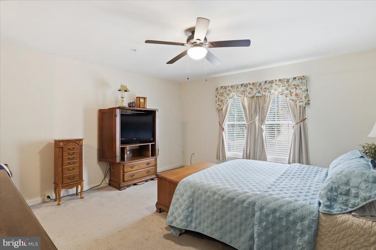 MOUNTAIN SHADOWS - Residential