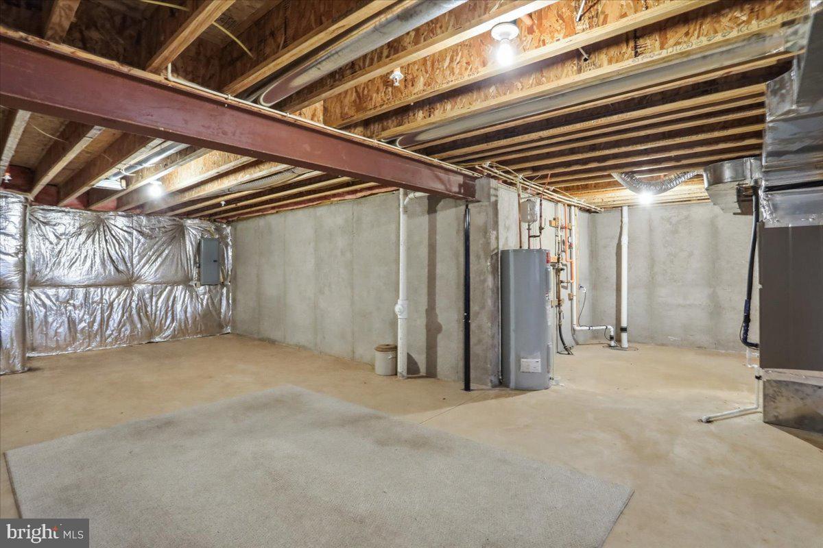 MOUNTAIN SHADOWS - Residential