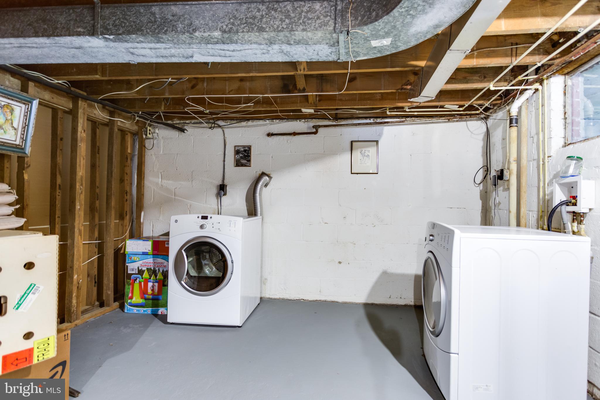 GLENMONT HILLS - Residential