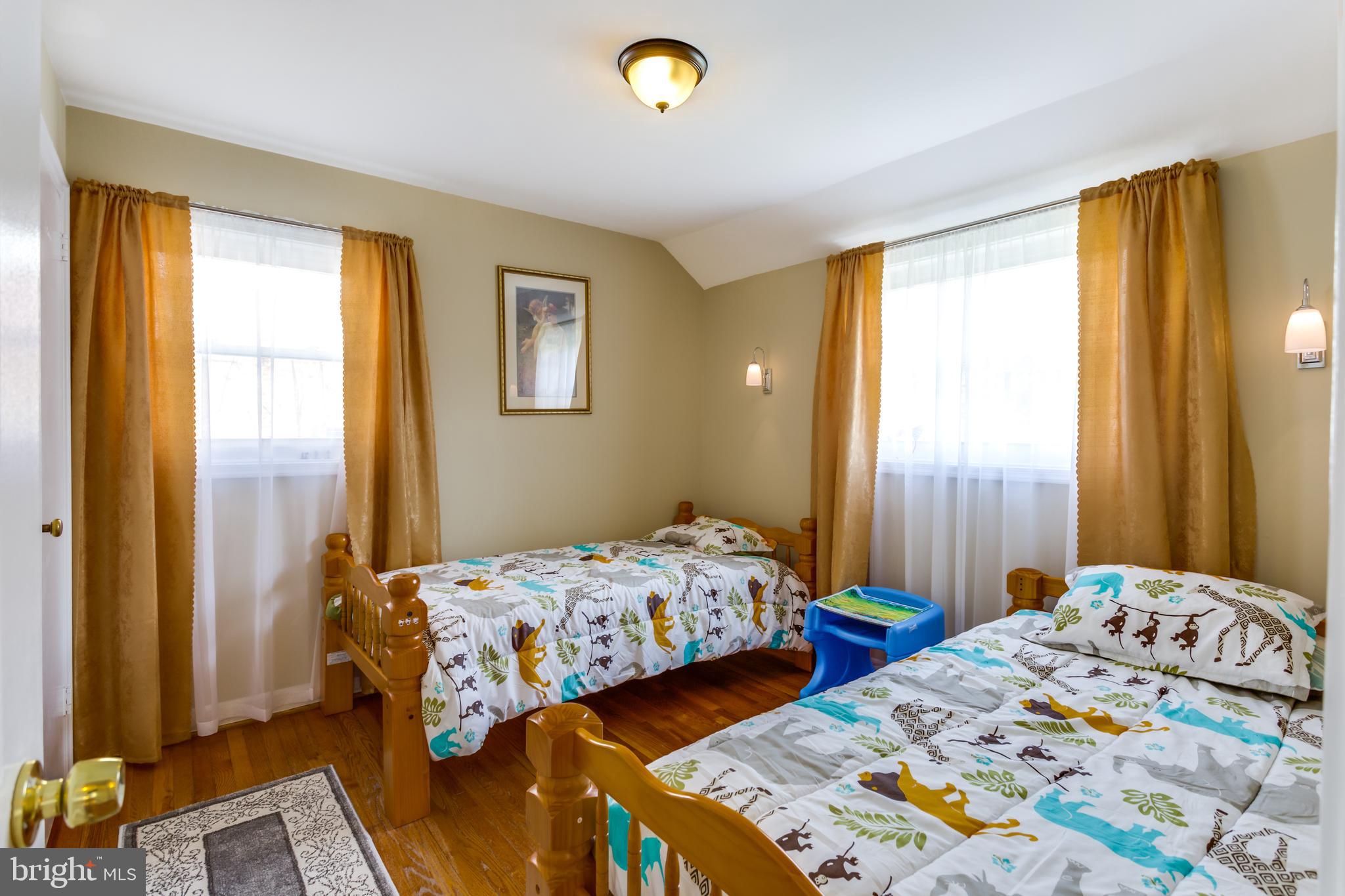 GLENMONT HILLS - Residential