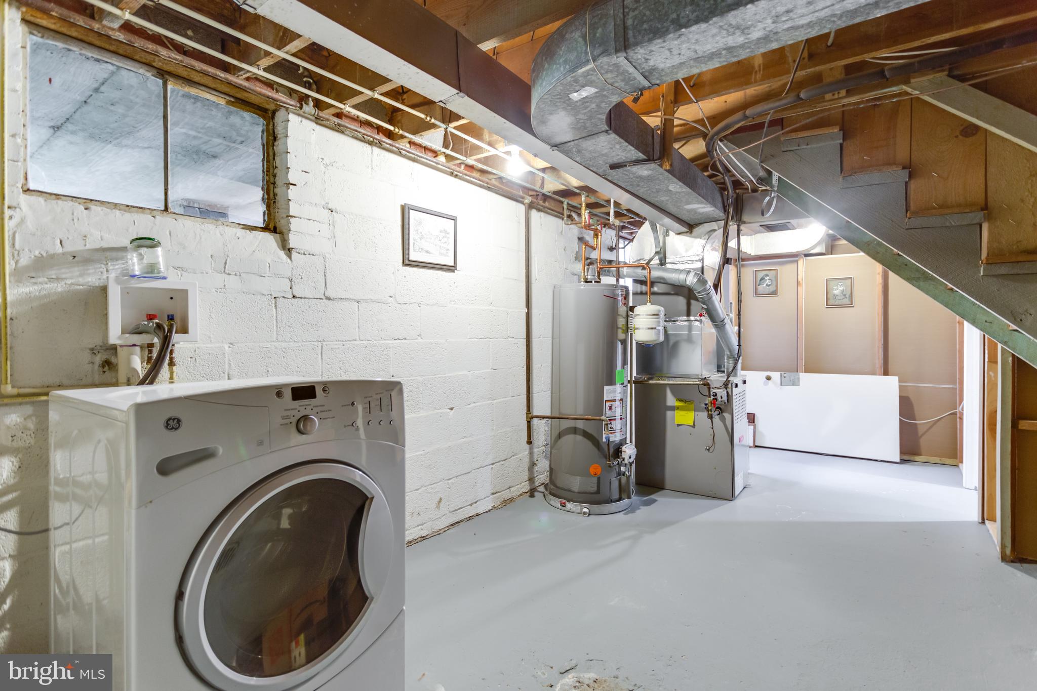 GLENMONT HILLS - Residential