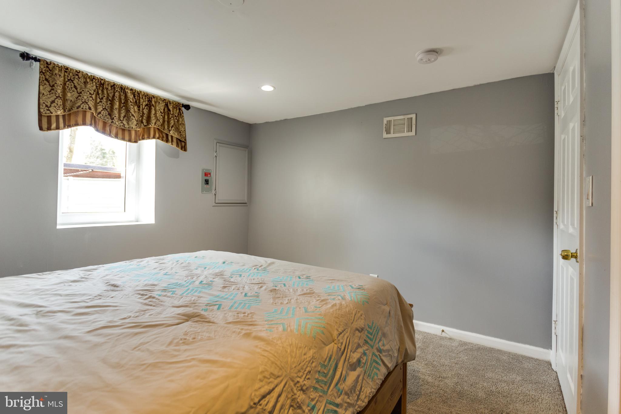 GLENMONT HILLS - Residential