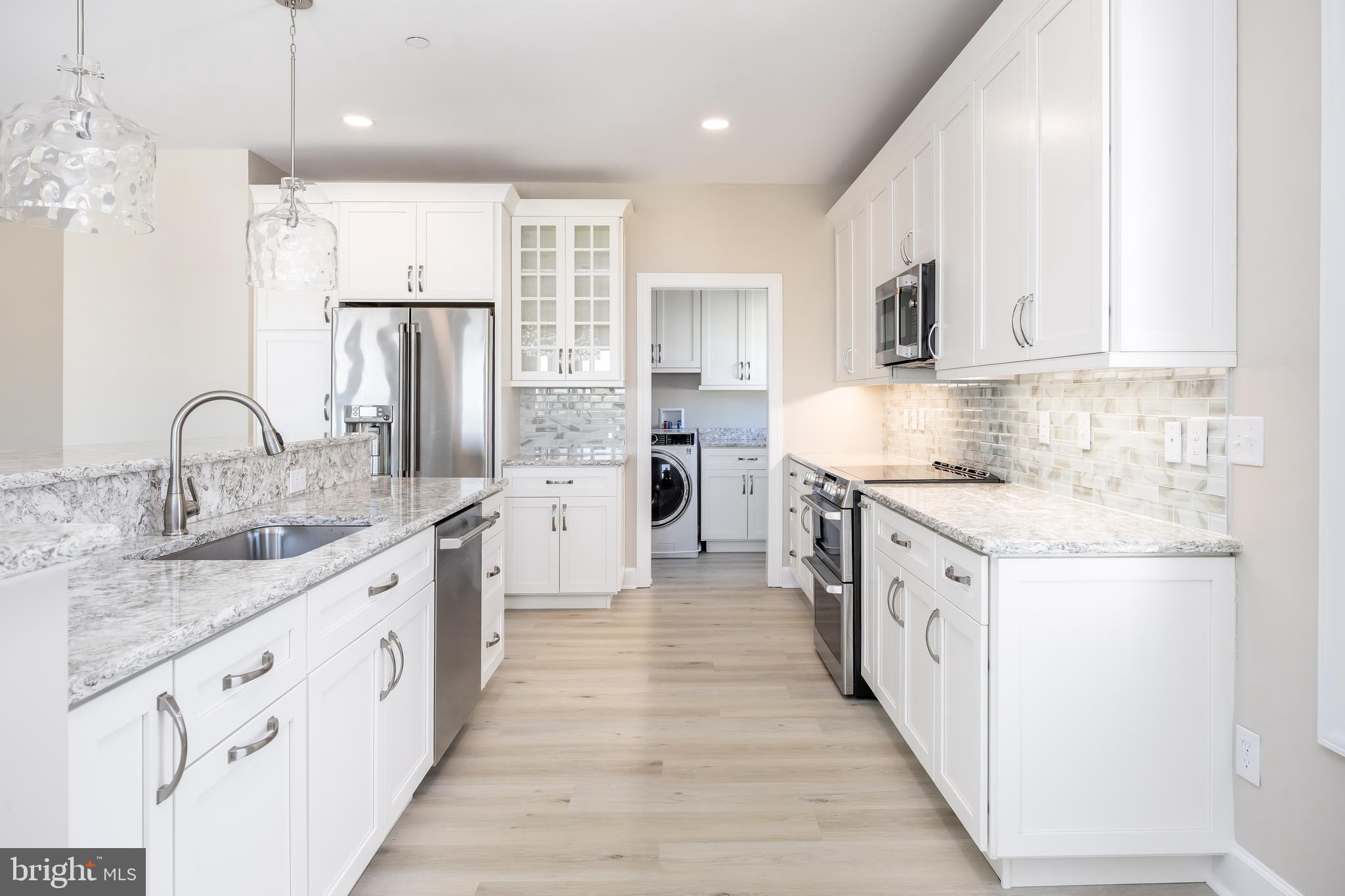 1505 SAINT LOUIS AVENUE 301