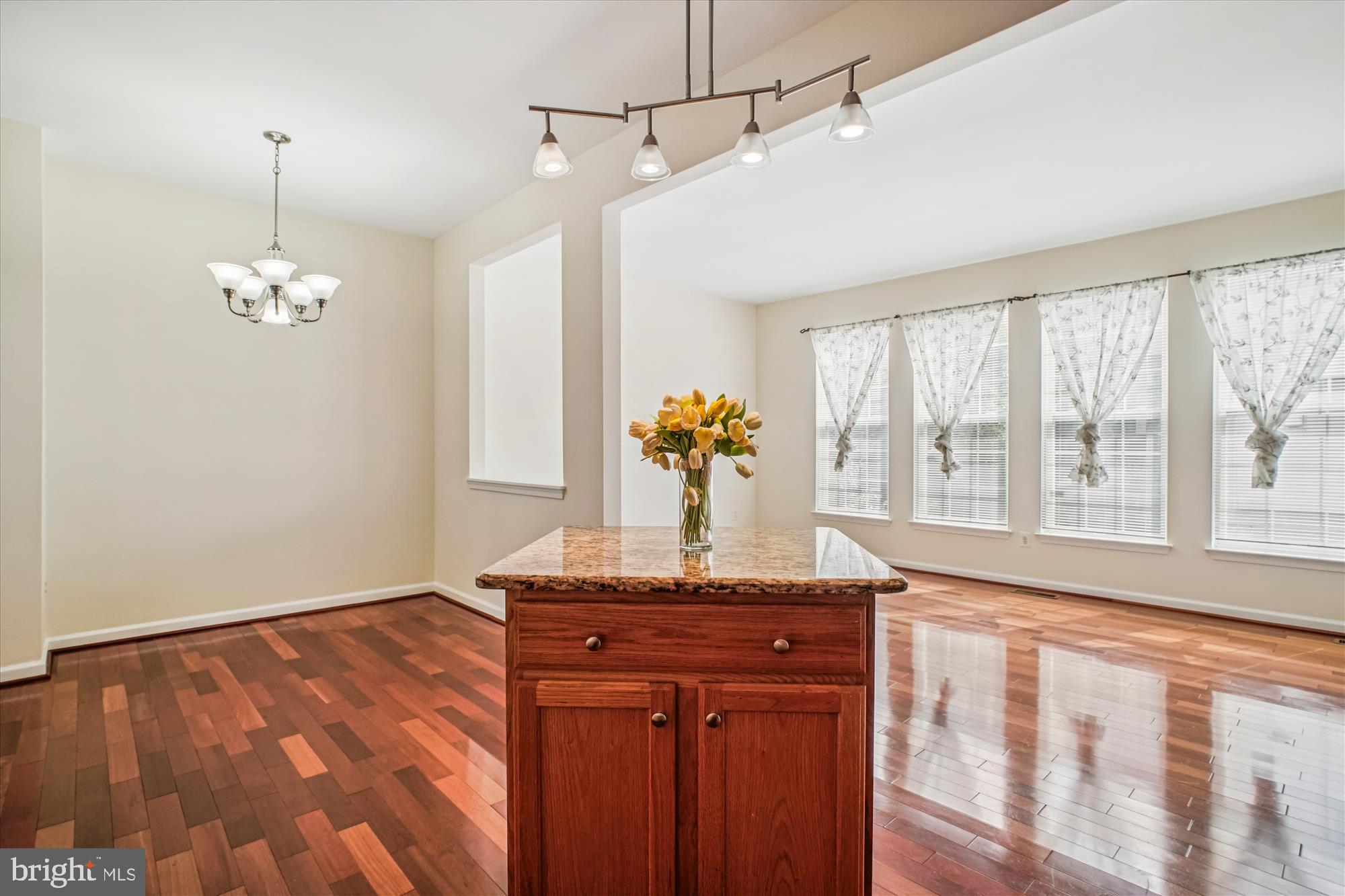 MASONS PASSAGE - Residential