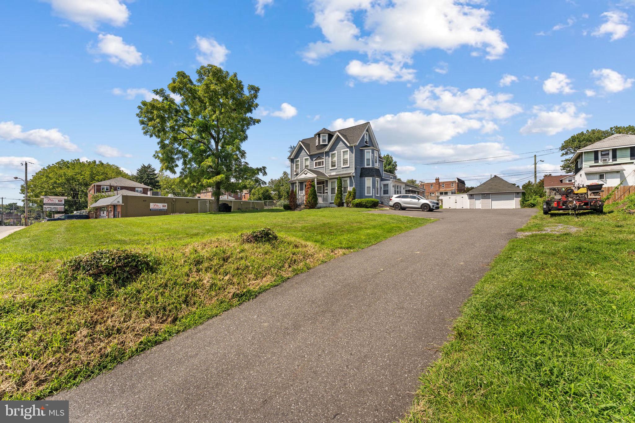 245 E CHESTER PIKE