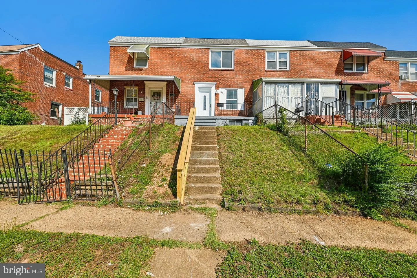 628 Roundview Road