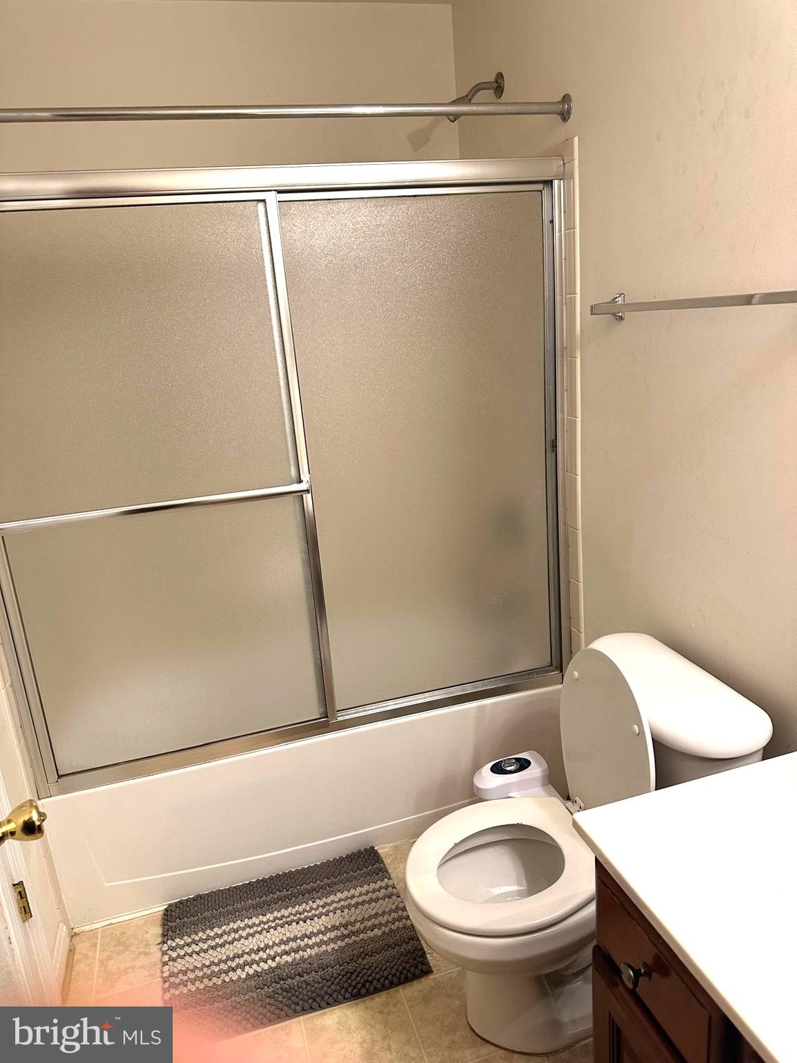 BARRETTS CROSSING - Residential Lease