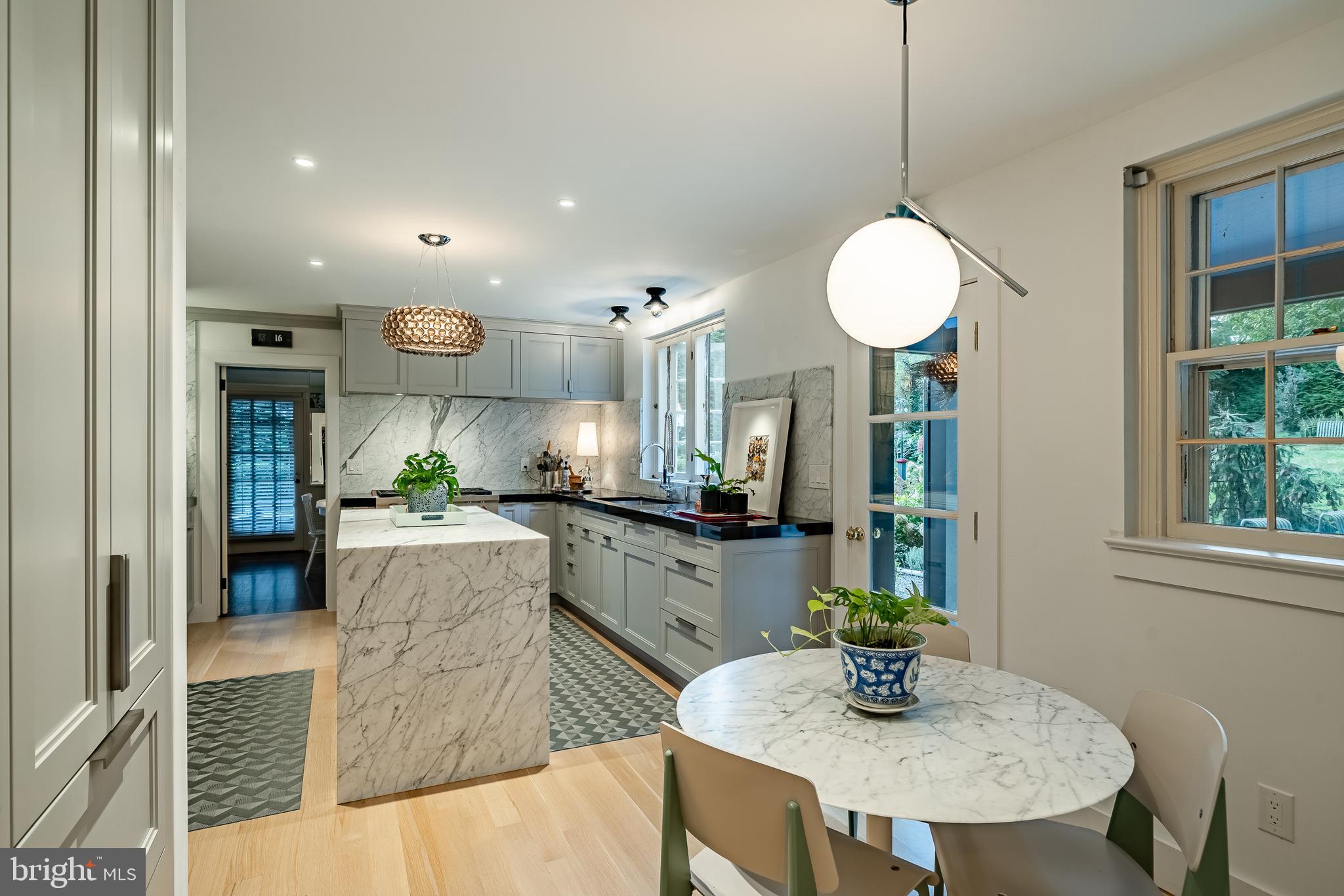 GLADWYNE - Residential