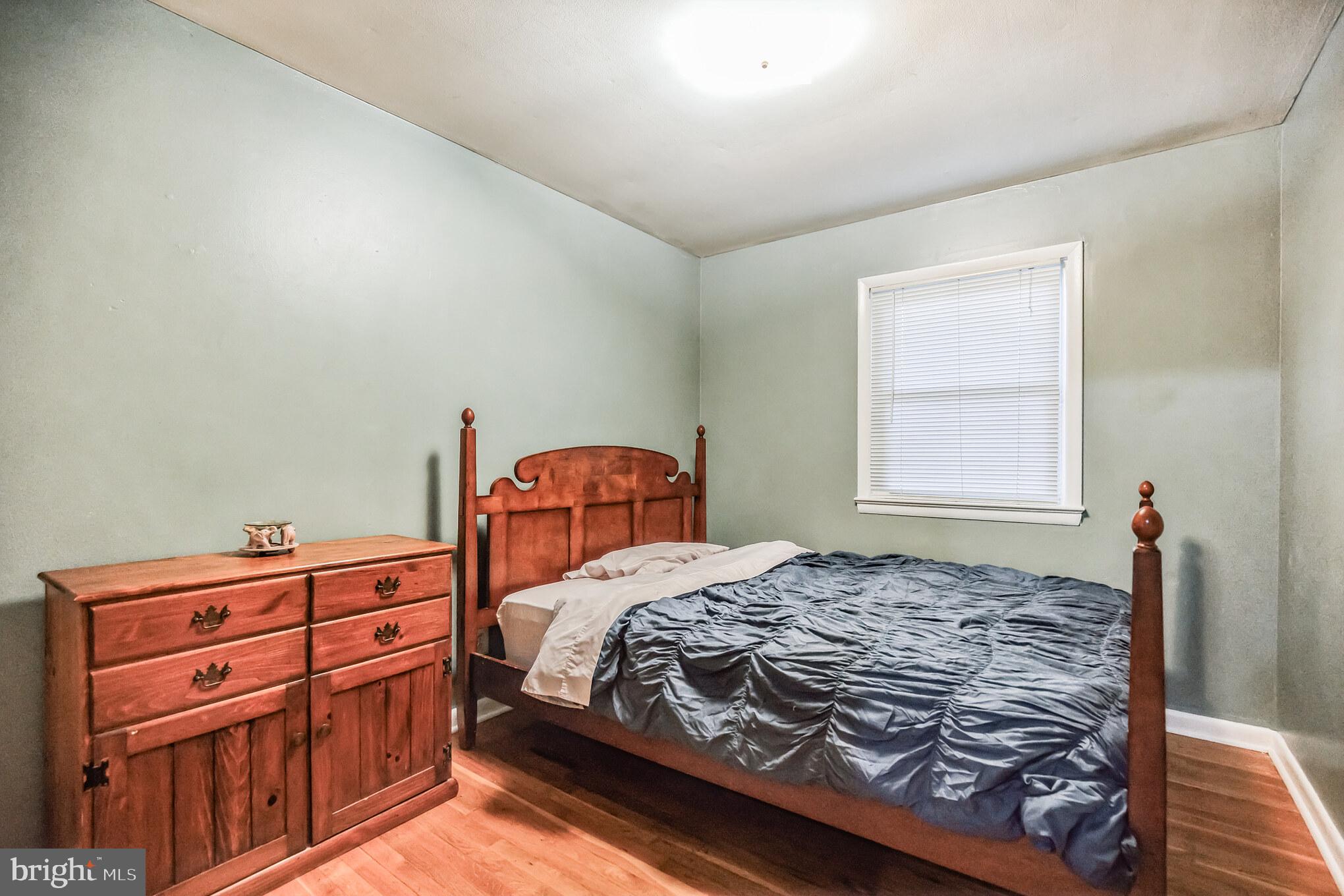 NORTH POTOMAC VISTA - Residential