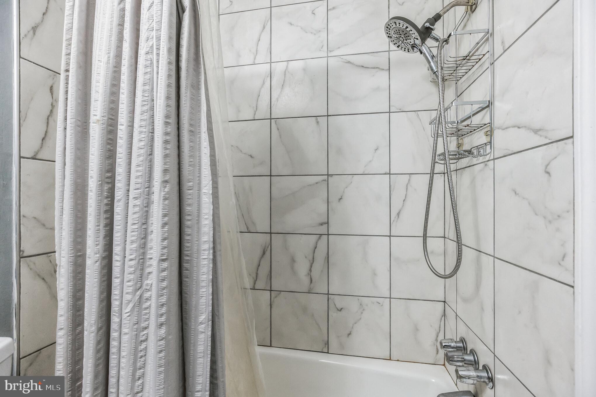 NORTH POTOMAC VISTA - Residential