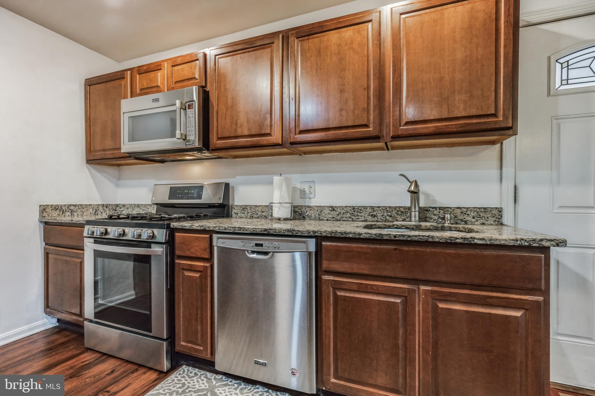 NORTH POTOMAC VISTA - Residential