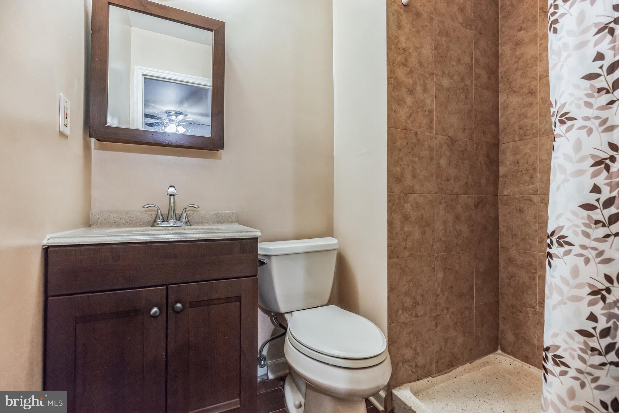 NORTH POTOMAC VISTA - Residential