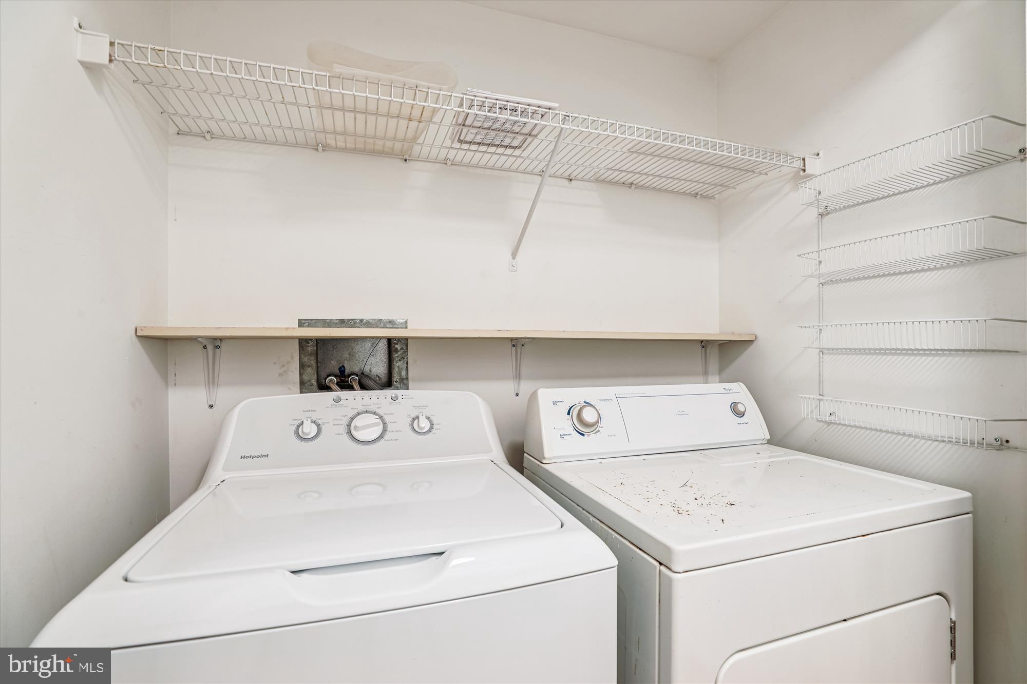 MCKINSEY PARK - Residential