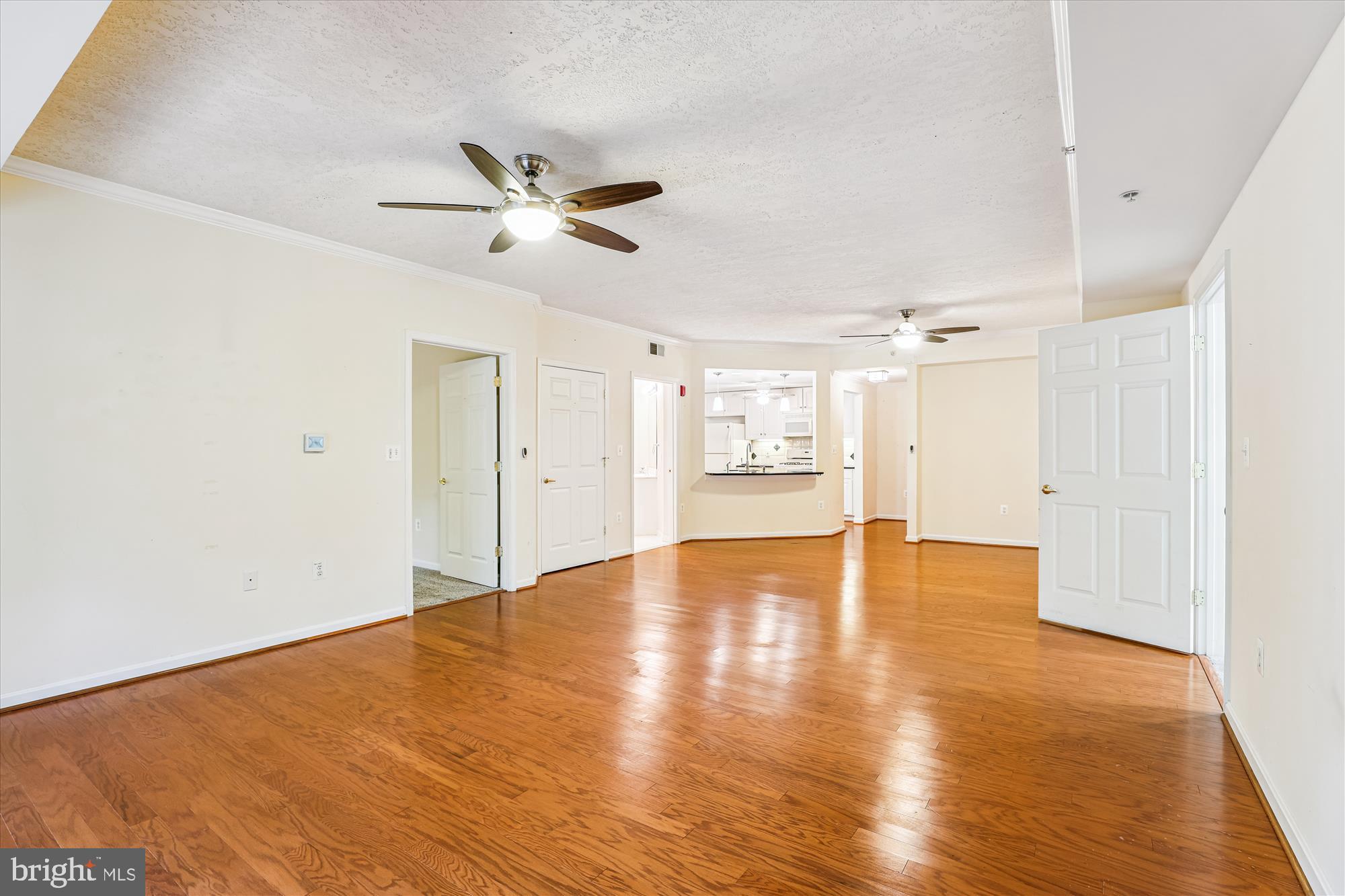 MCKINSEY PARK - Residential