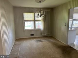 MANOR LAKE - Residential