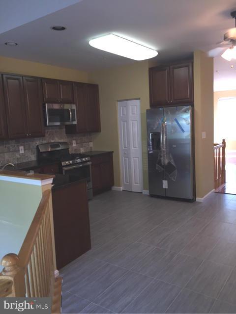 OWINGS MILLS - Residential Lease