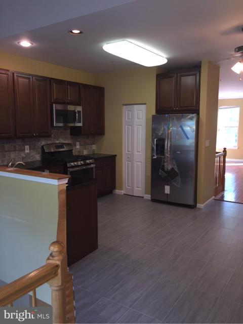 OWINGS MILLS - Residential Lease